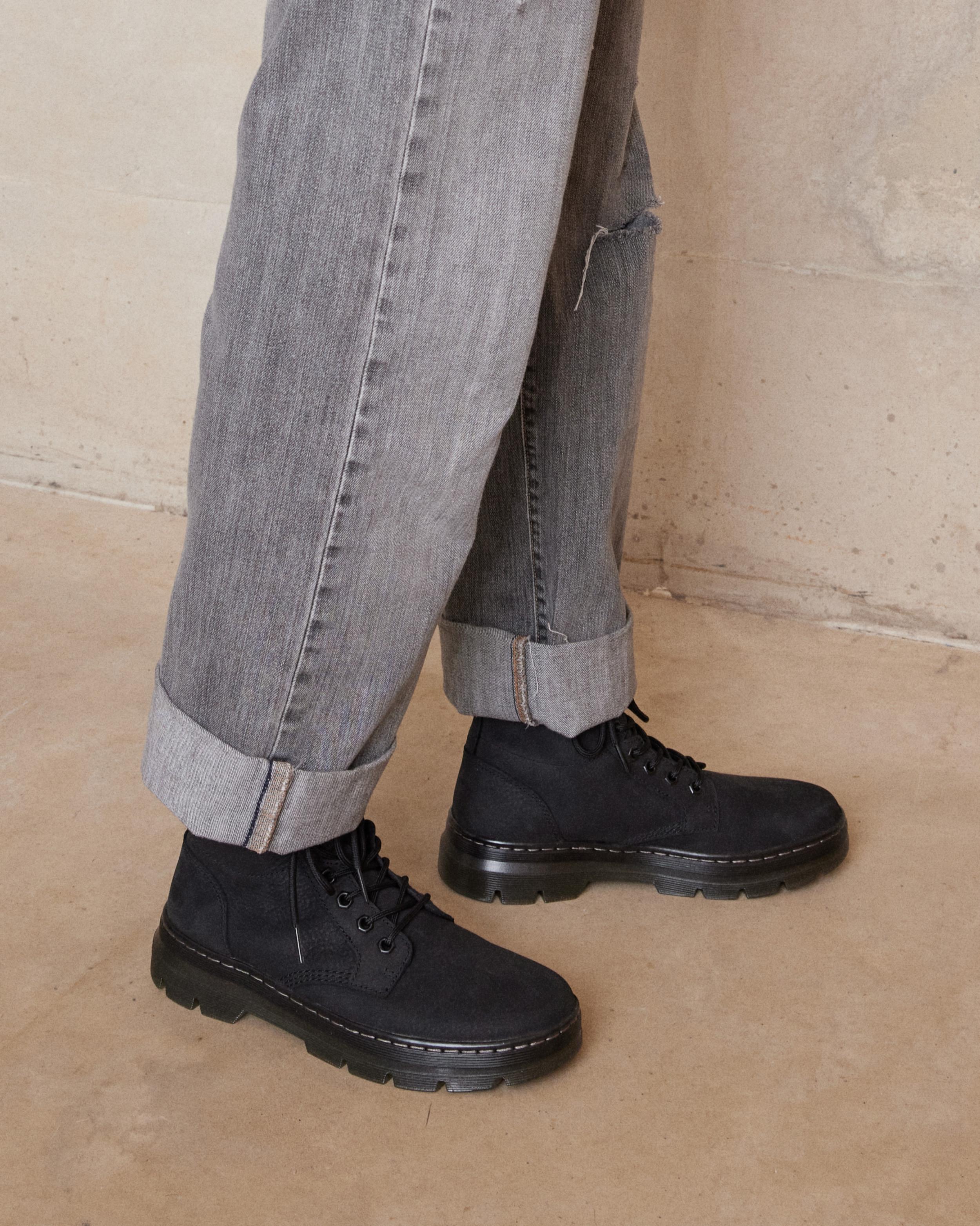 Stivali utility Combs Tech in pelle Milled NabukStivali utility Combs Tech in pelle Milled Nabuk Dr. Martens