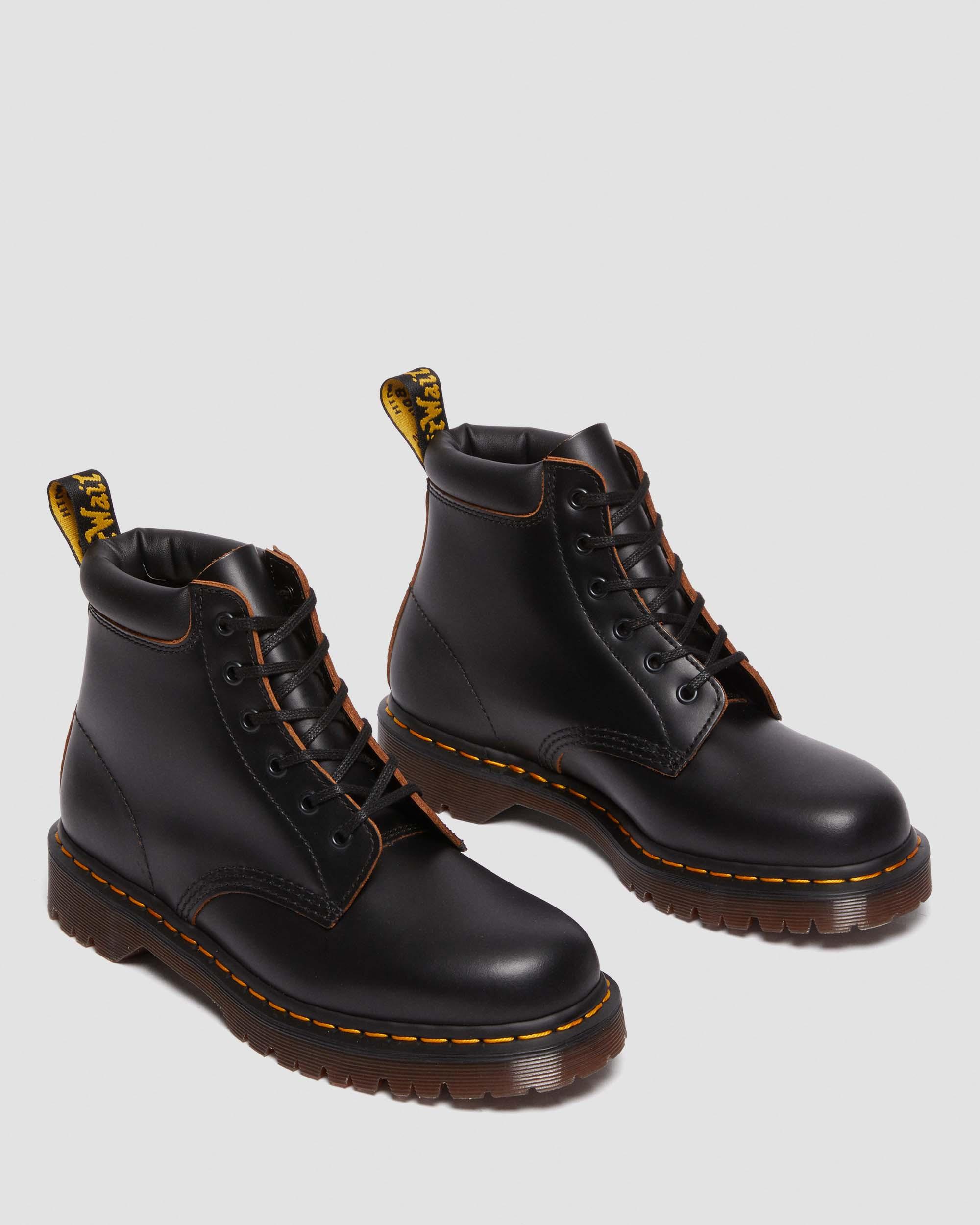 939 Vintage Smooth Leather Lace Up Boots in BLACK | Dr. Martens™