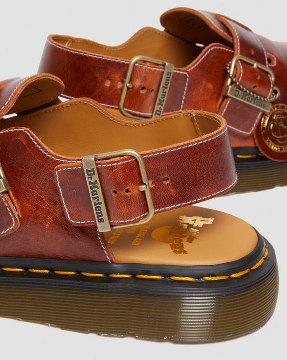 Jorge Made in England Classic Leather Slingback Mules in Jorge Made in England Classic Leather Slingback Mules in