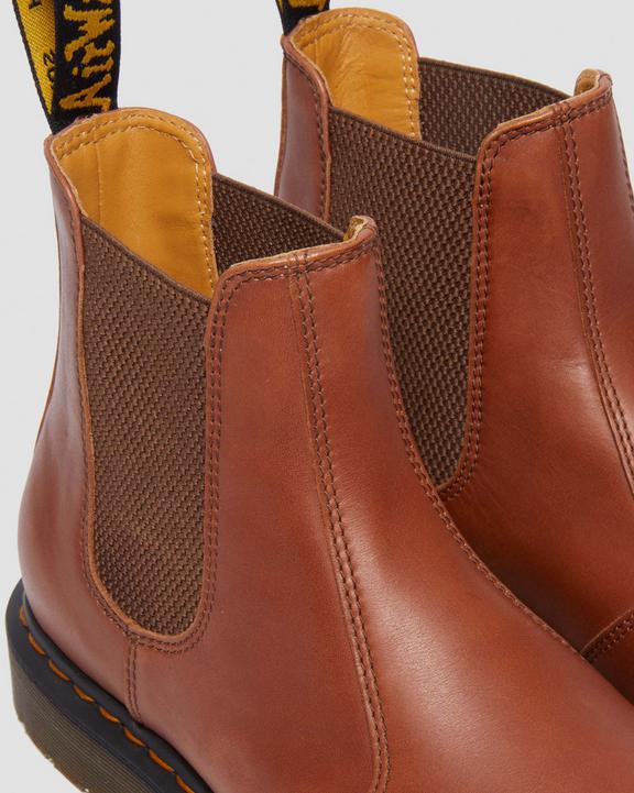 2976 Carrara Leather Chelsea Boots2976 Carrara Leather Chelsea Boots Dr. Martens