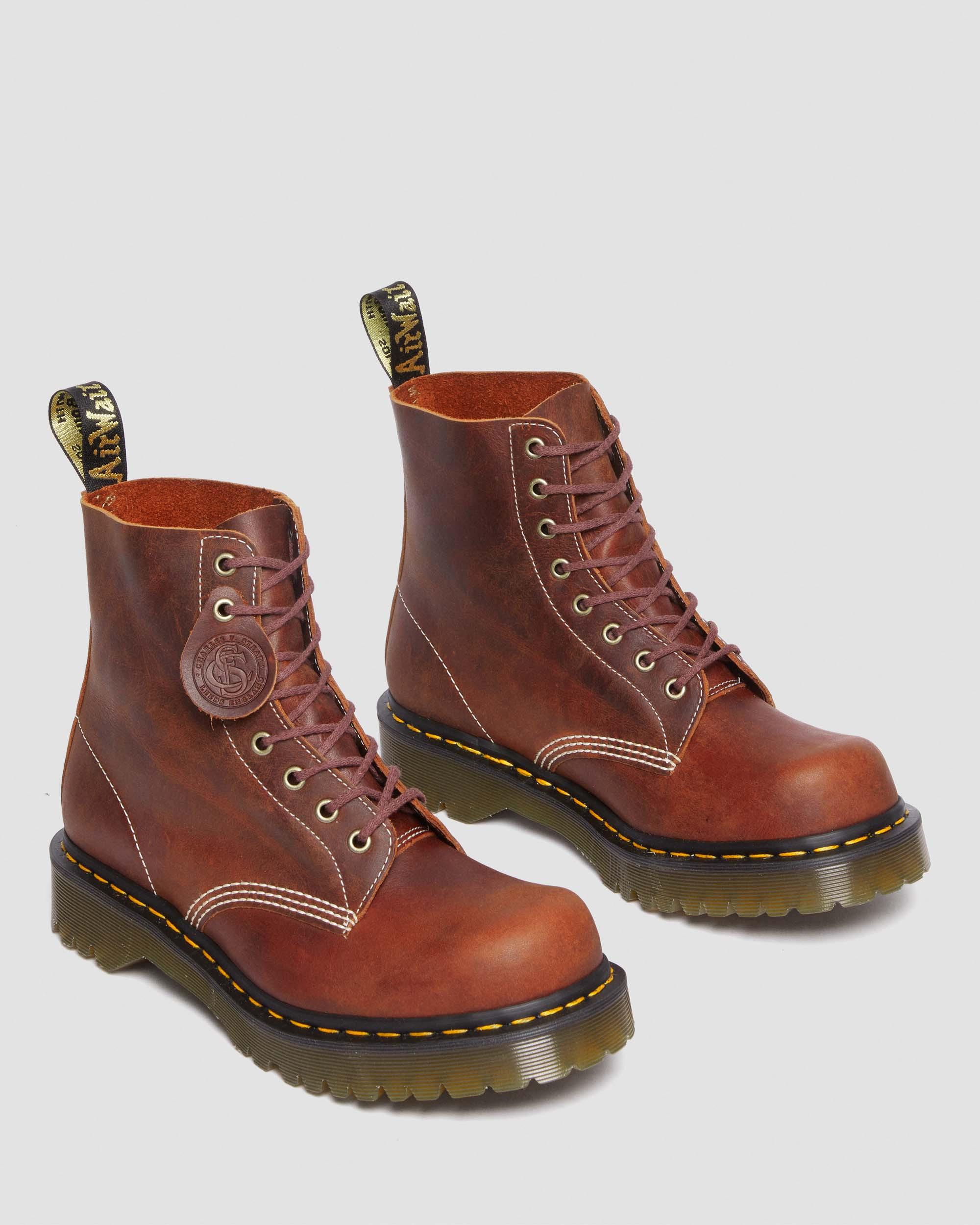 1460 Pascal Made in England Heritage Leather Lace Up Boots in