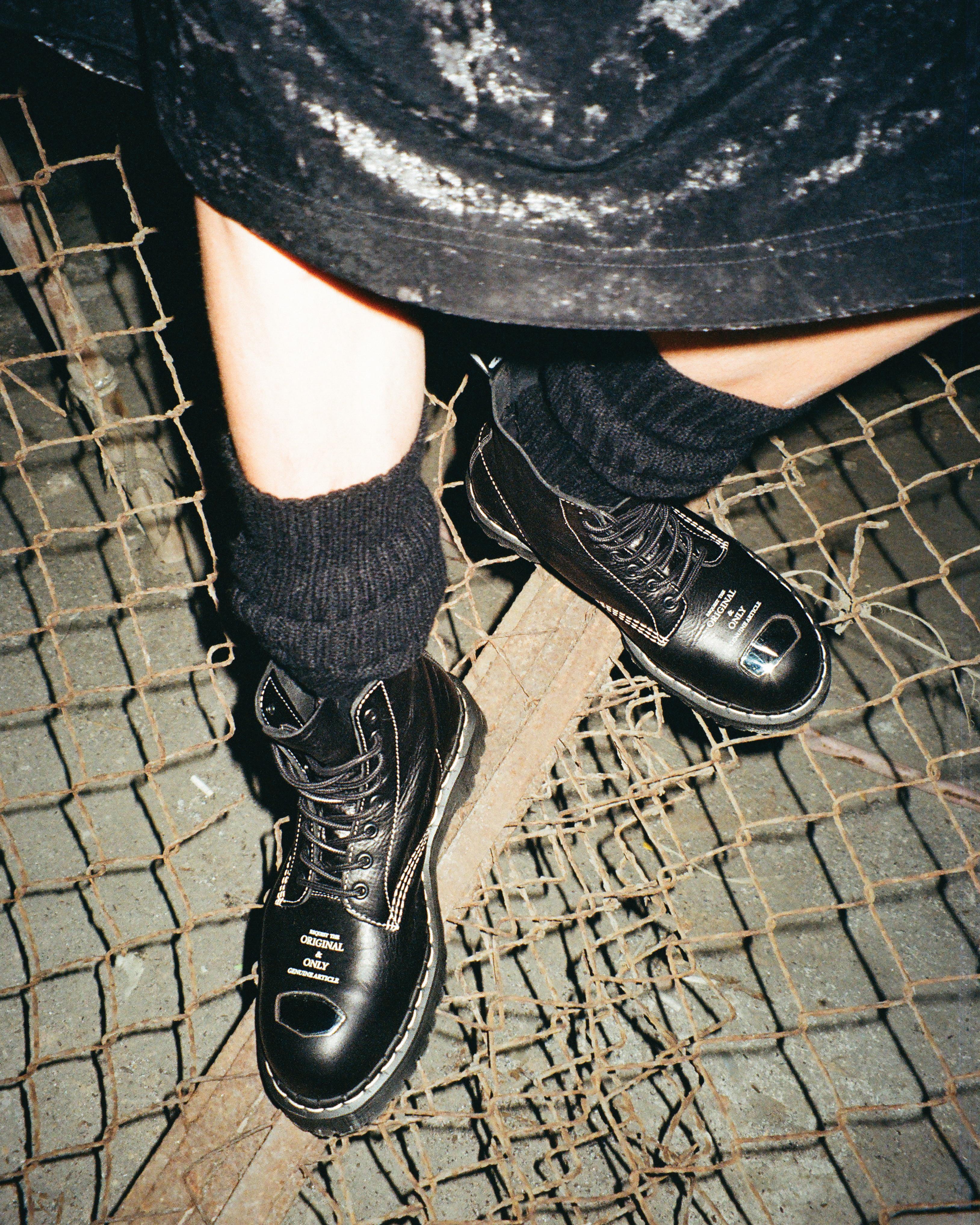 1460 Pascal Bex Exposed Steel Toe Lace Up Boots in Black | Dr. Martens