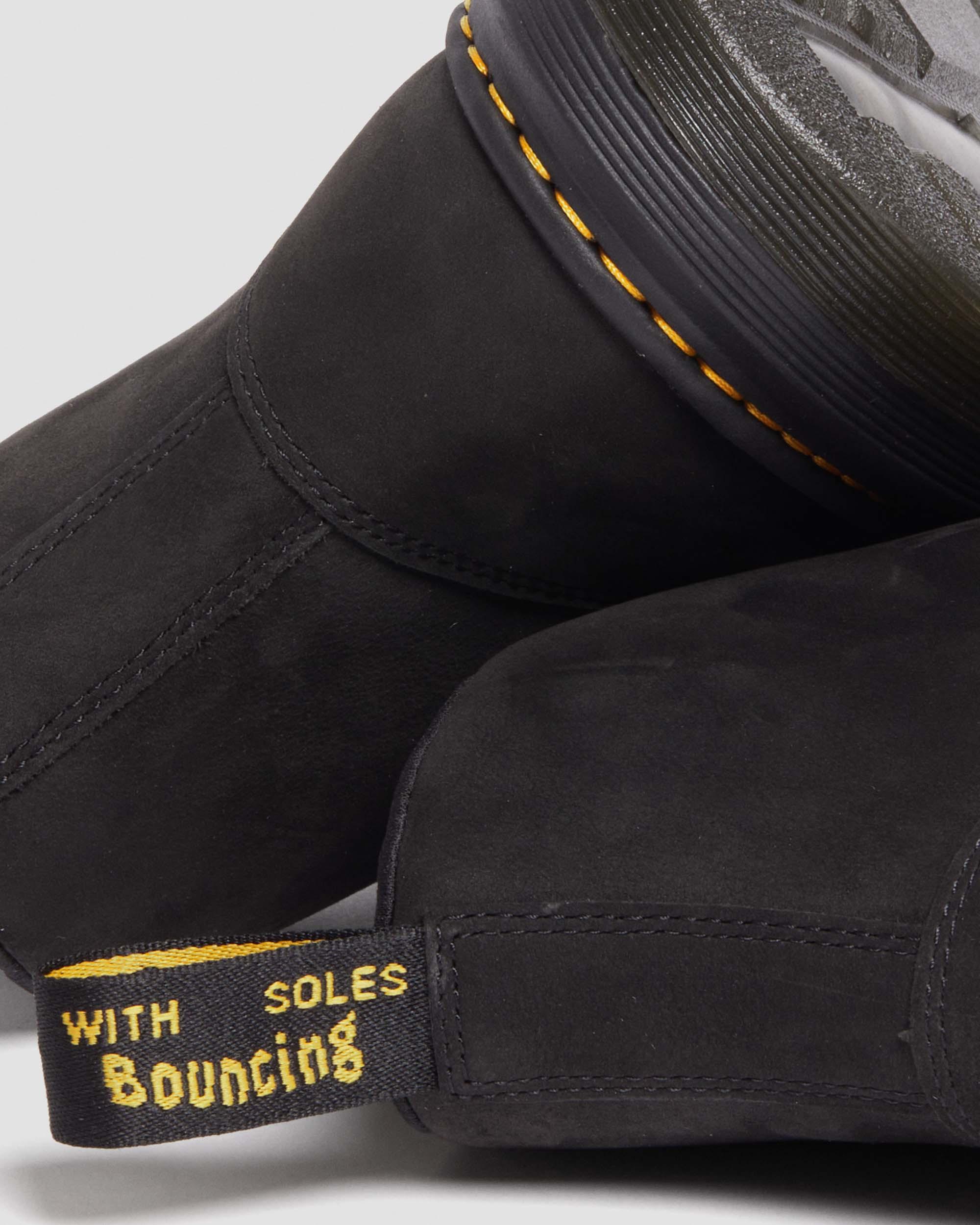 Crewson Buffbuck Leather Casual Chukka Boots | Dr. Martens  display picture 3