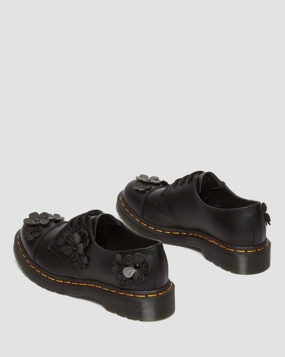 1461 Flower Applique Leather Oxford Shoes in Black | Dr. Martens 1461 Flower Applique Leather Oxford Shoes in Black | Dr. Martens