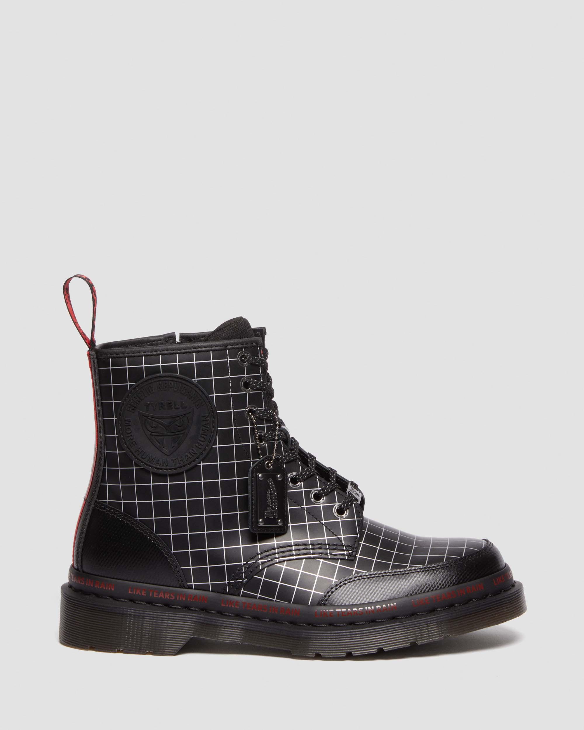 1460 WB Blade Runner Lace Up Boots in BLACK | Dr. Martens™