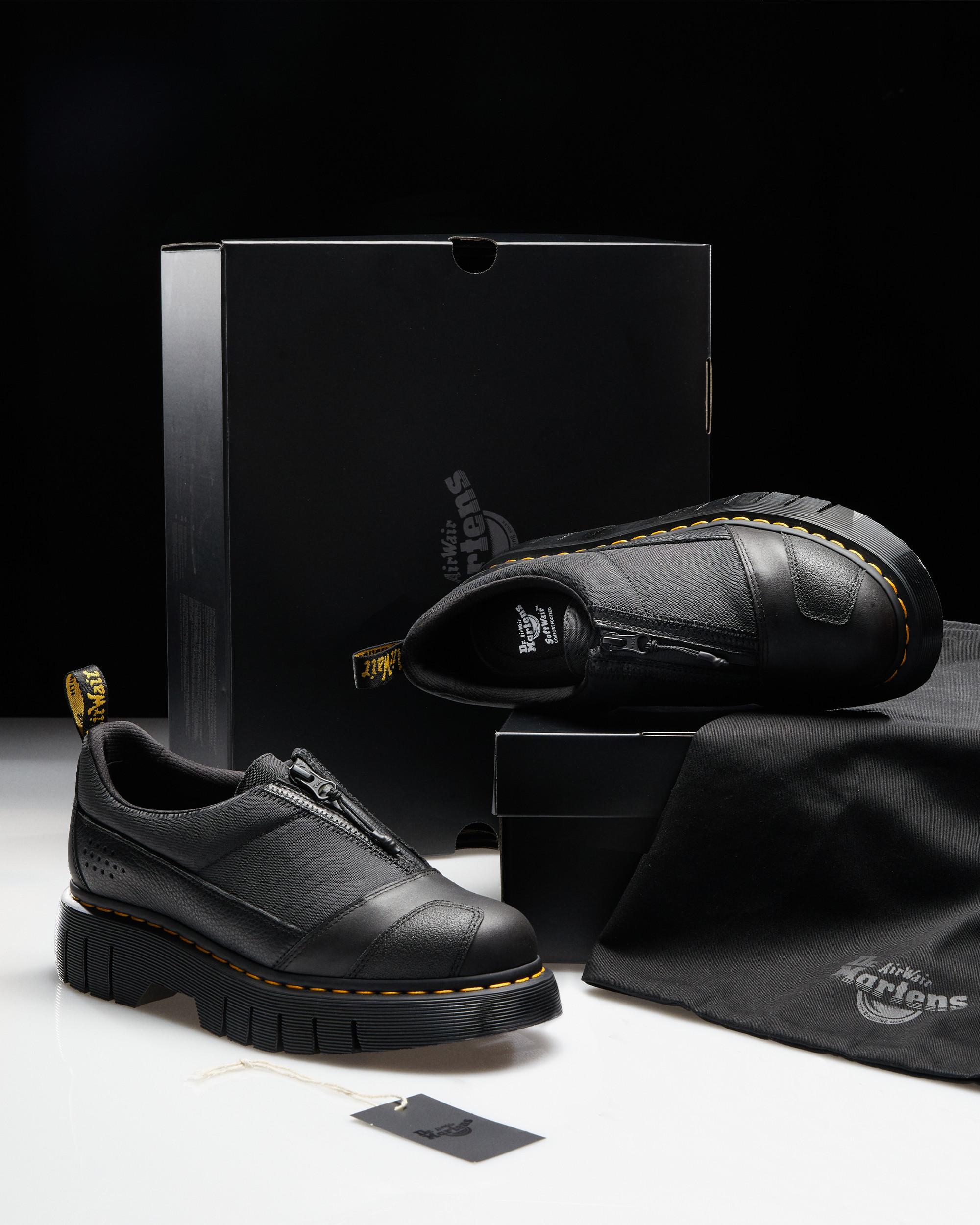 1461 Beta Clubwedge Shoes in Black