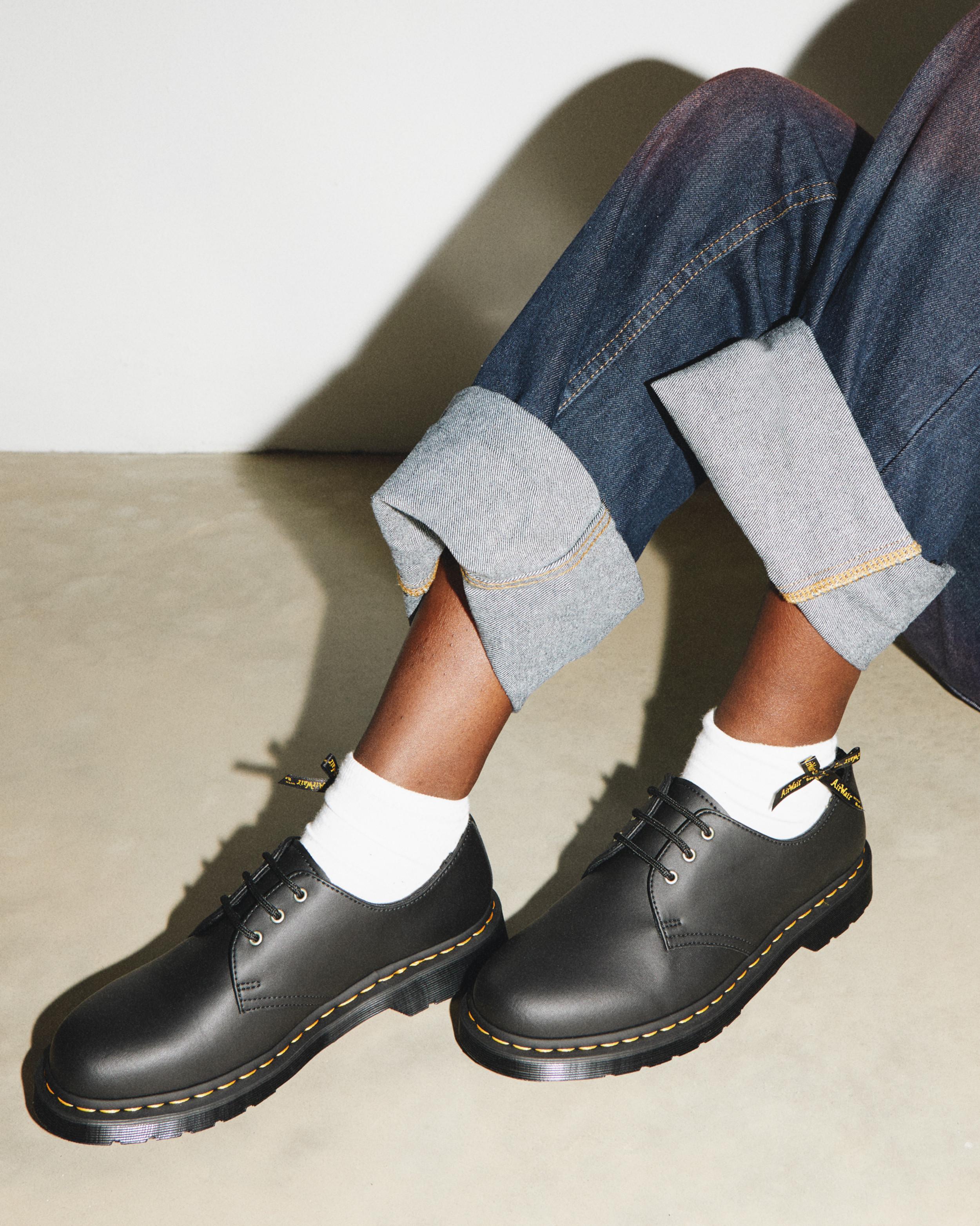 1461 Genix Nappa Reclaimed Leather Oxford Shoes in Black