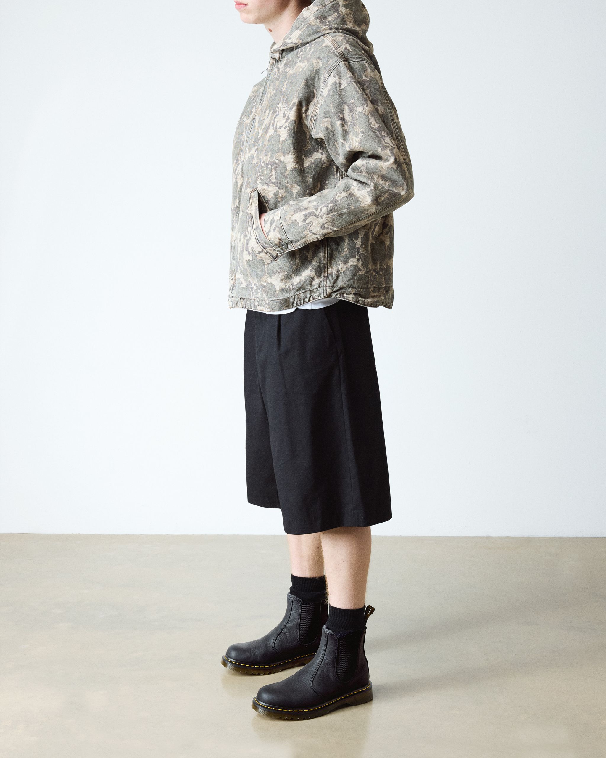 2976 Faux Fur Lined Grizzly Leather Chelsea Boots product image