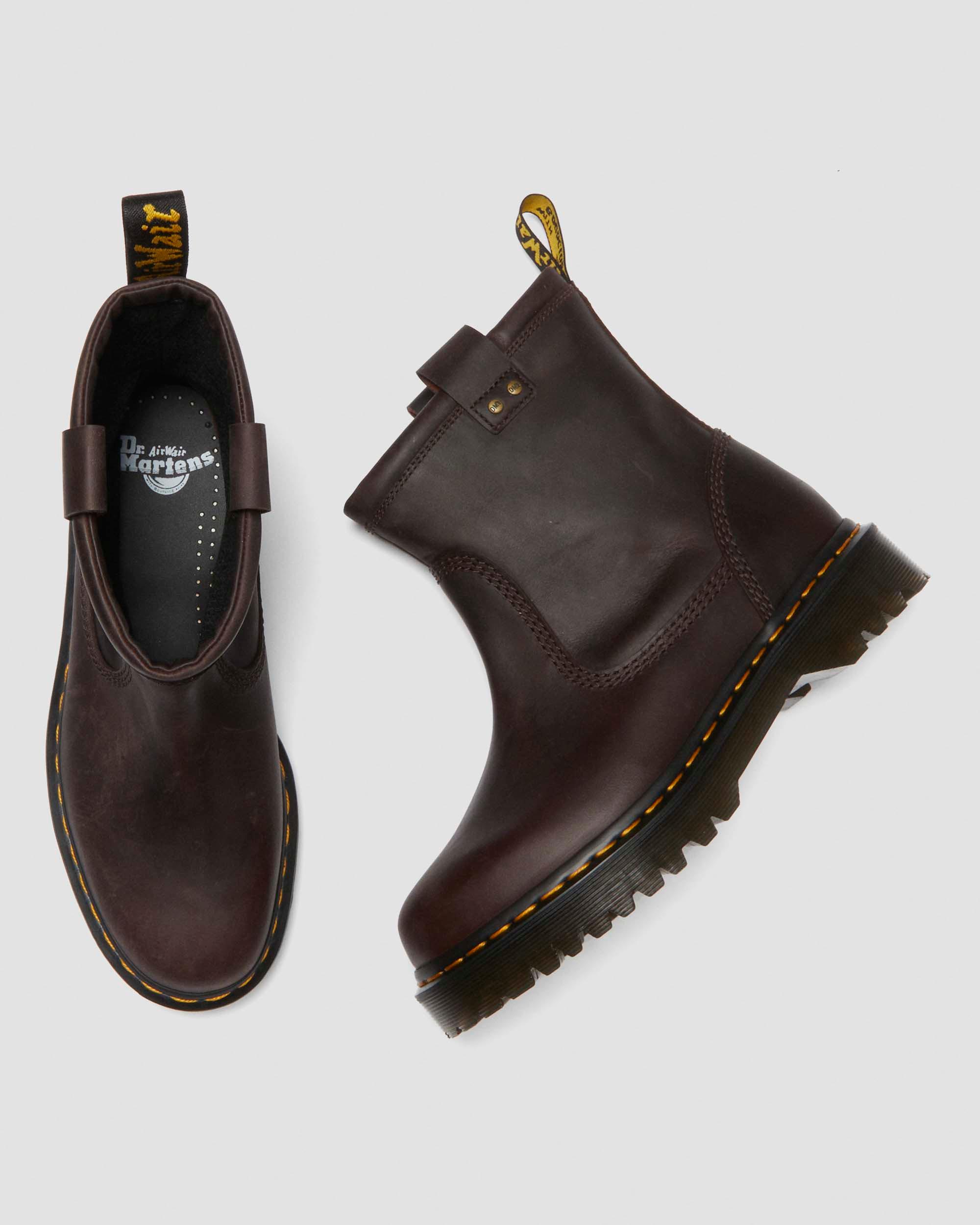 Dr. Martens アニストン ロー ダークブラウン Dr. Martens アニストン ロー バイカーブーツ ユニセックス (Dr