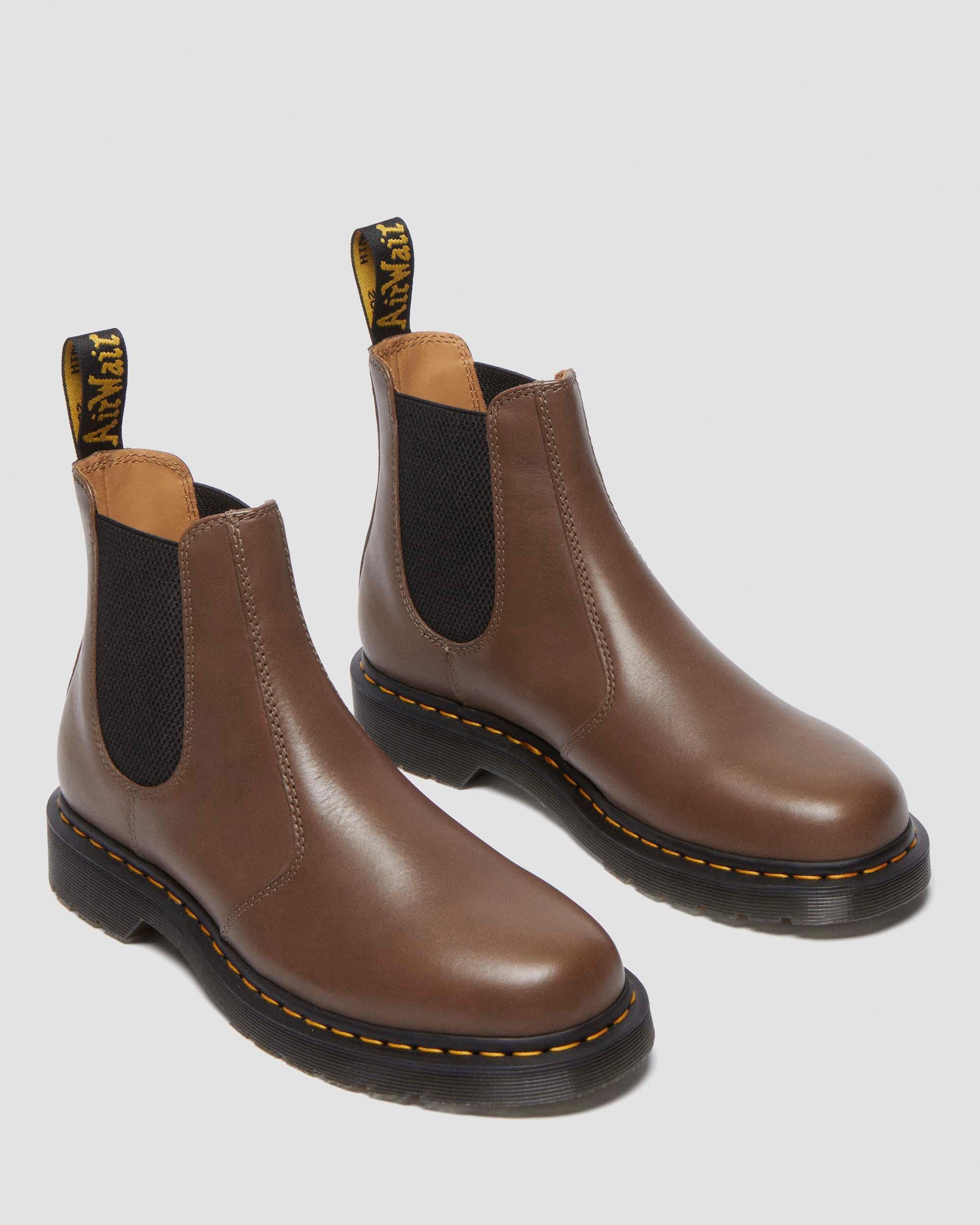 2976 Yellow Stitch Artimus Chelsea Boots in Khaki | Dr. Martens