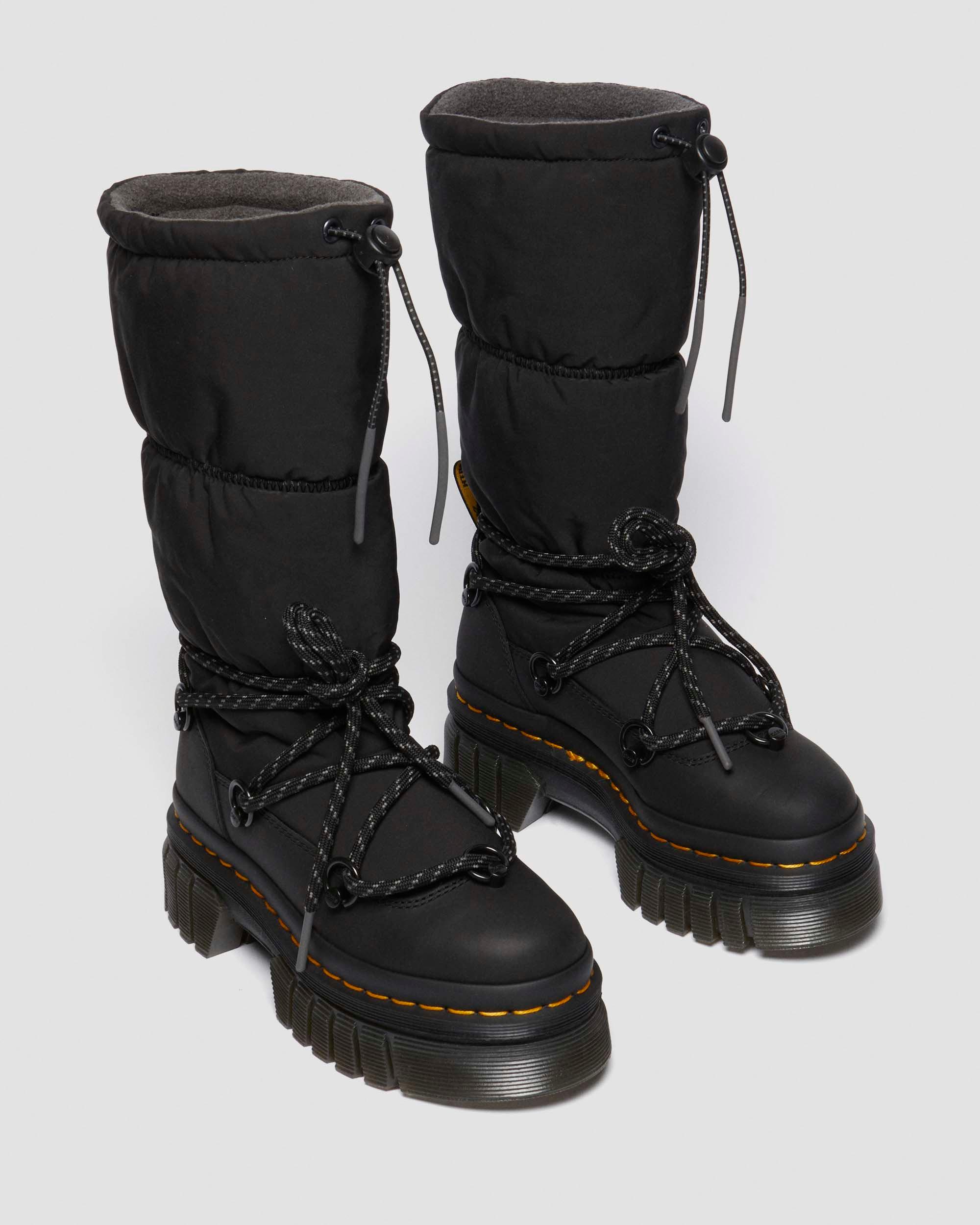 Audrick Hi Puffer Boots in Black | Dr. Martens