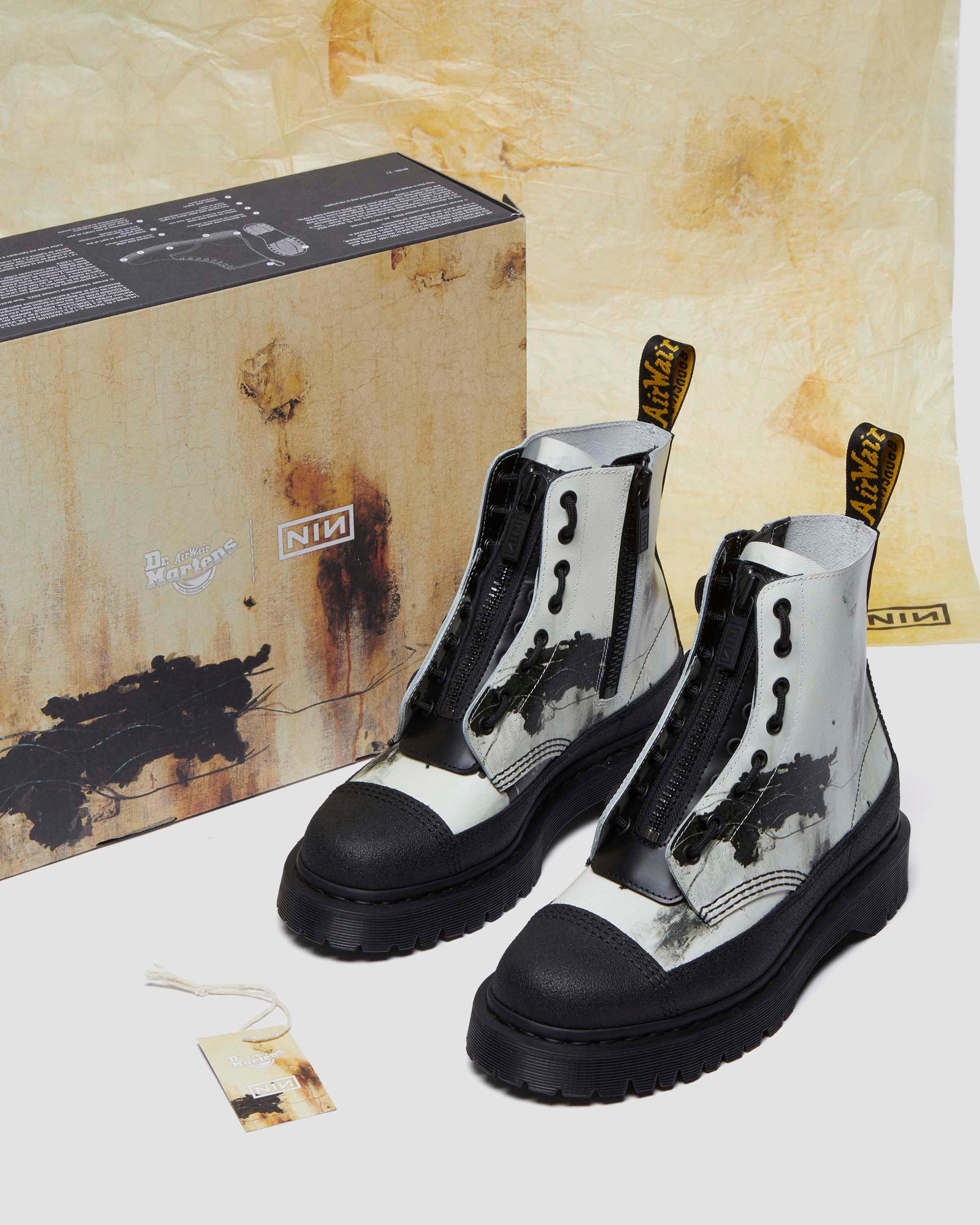 1460 Nine Inch Nails Leather Lace up Boots in WHITE+BLACK | Dr