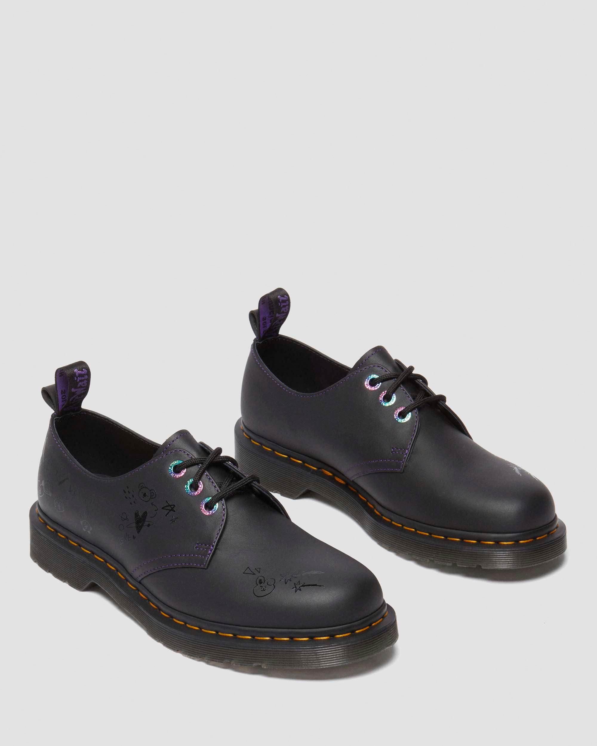 1461 BT21 Leren Oxford Schoenen  in Zwart