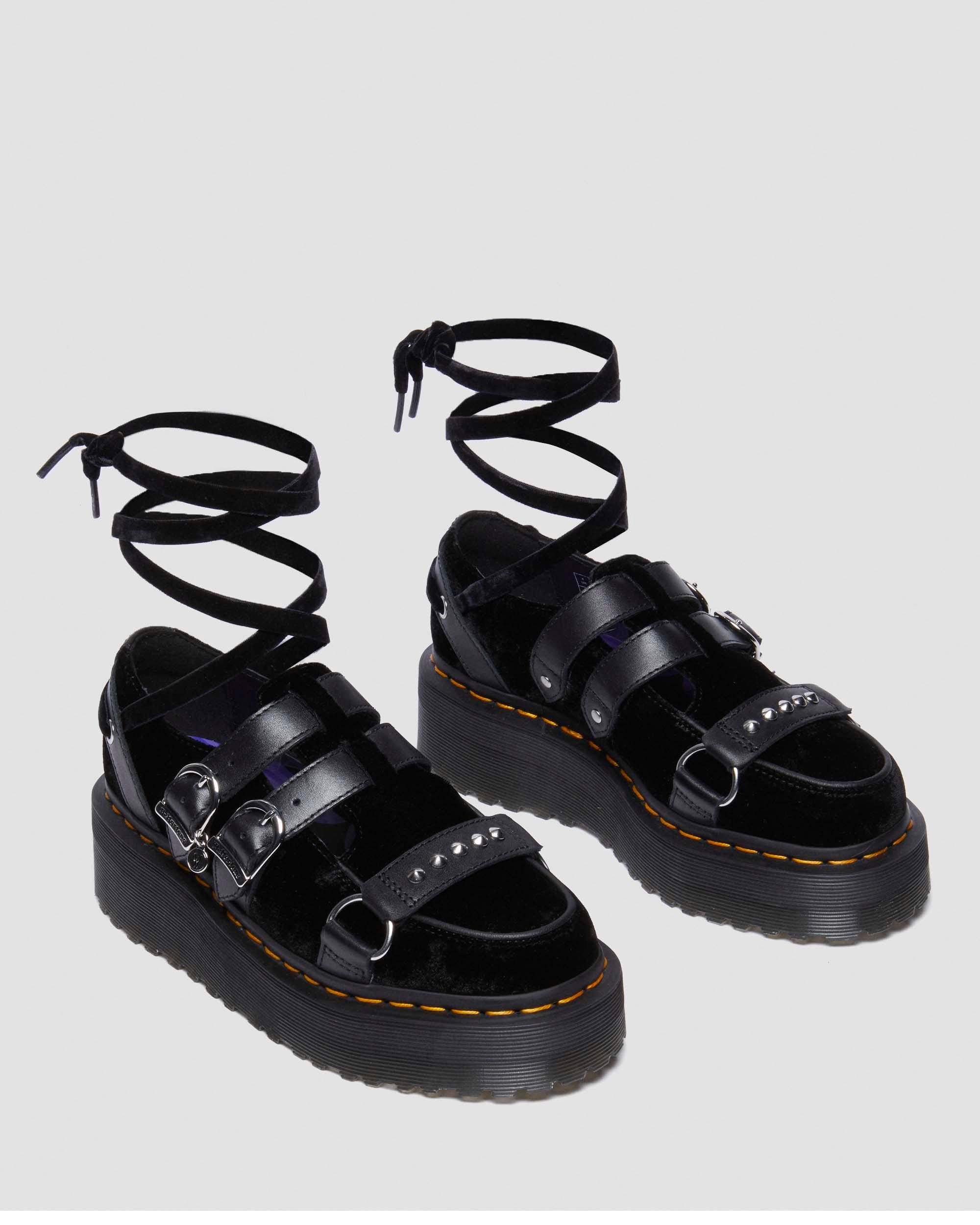 Shop Dr. Martens' Ramsey Wednesday Plateau Creeper Schuhe In Black