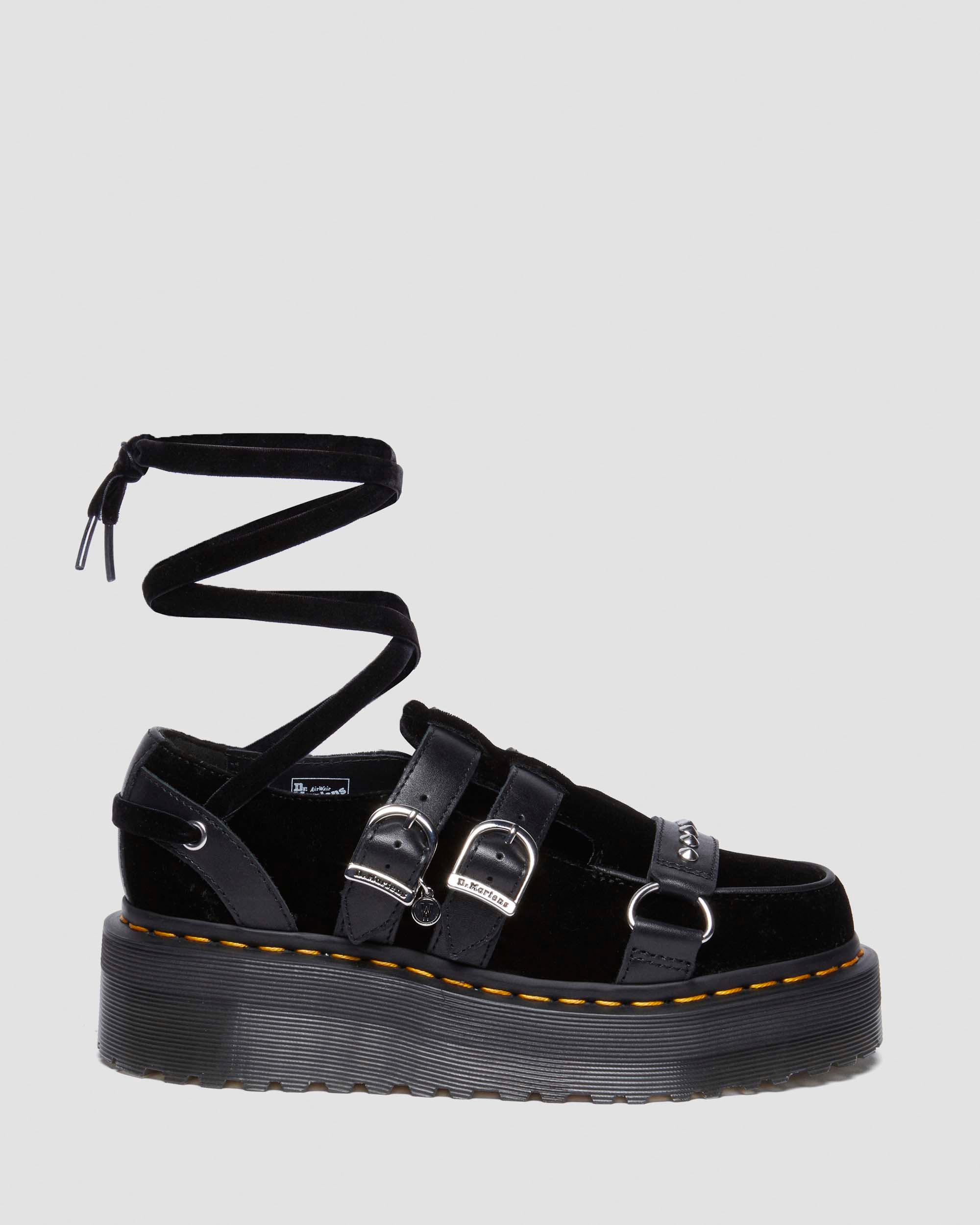 Shop Dr. Martens' Ramsey Wednesday Plateau Creeper Schuhe In Black