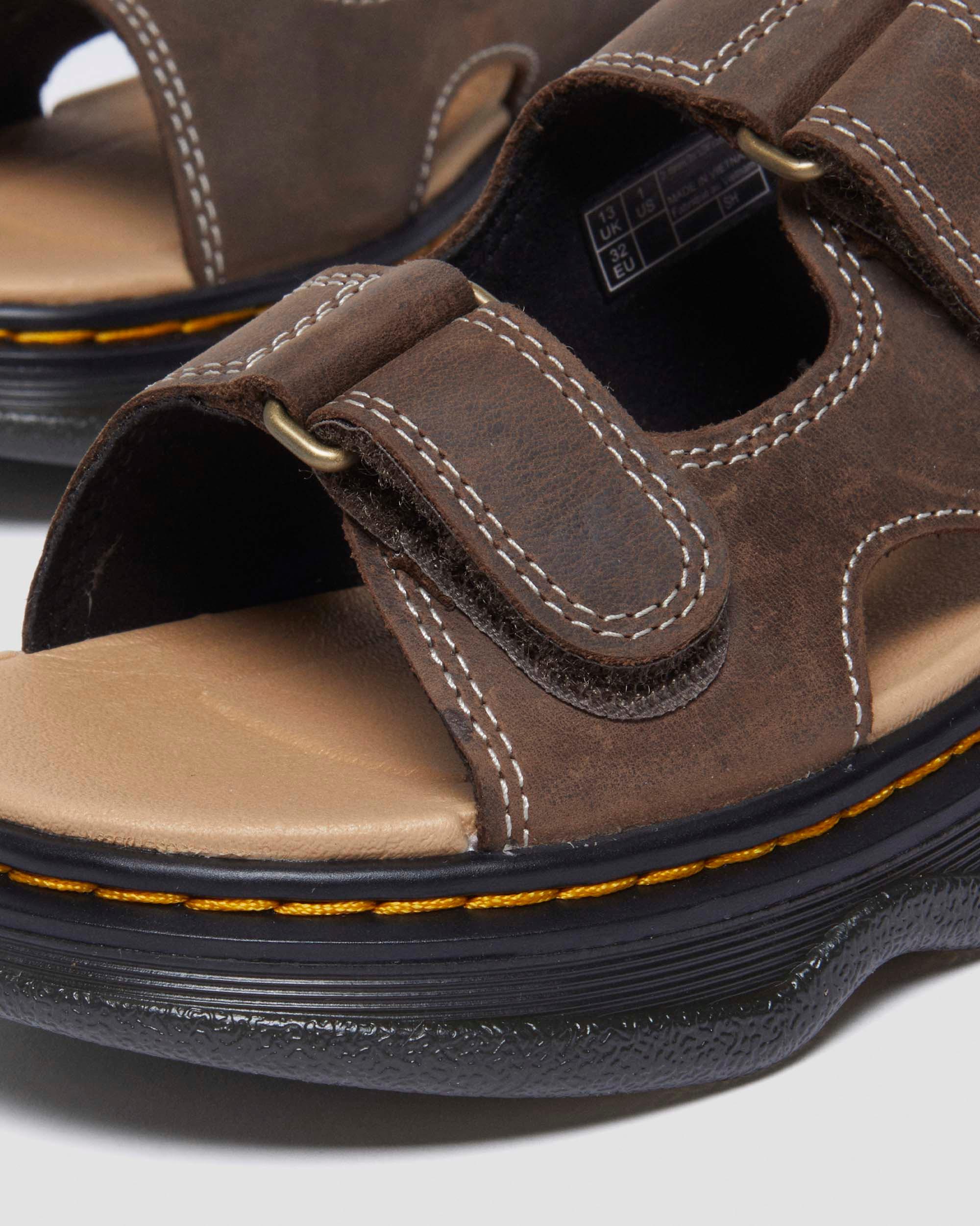 Junior Virden Wyoming Leather Sandals in Dark Brown