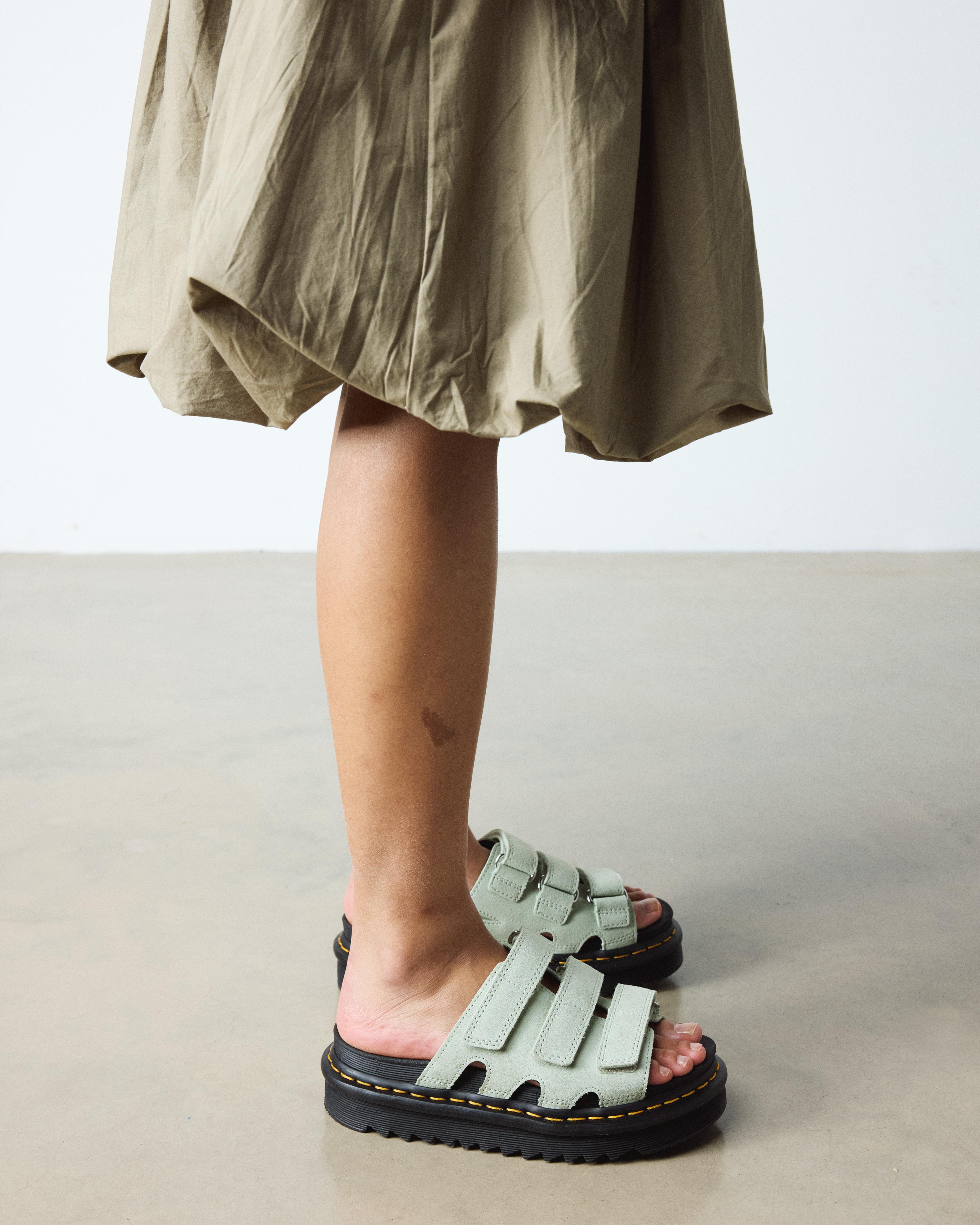 Dr. Martens Raine Slide サンダル Sage Green Raine Slide Suede Sandals in Sage Green | Dr. Martens