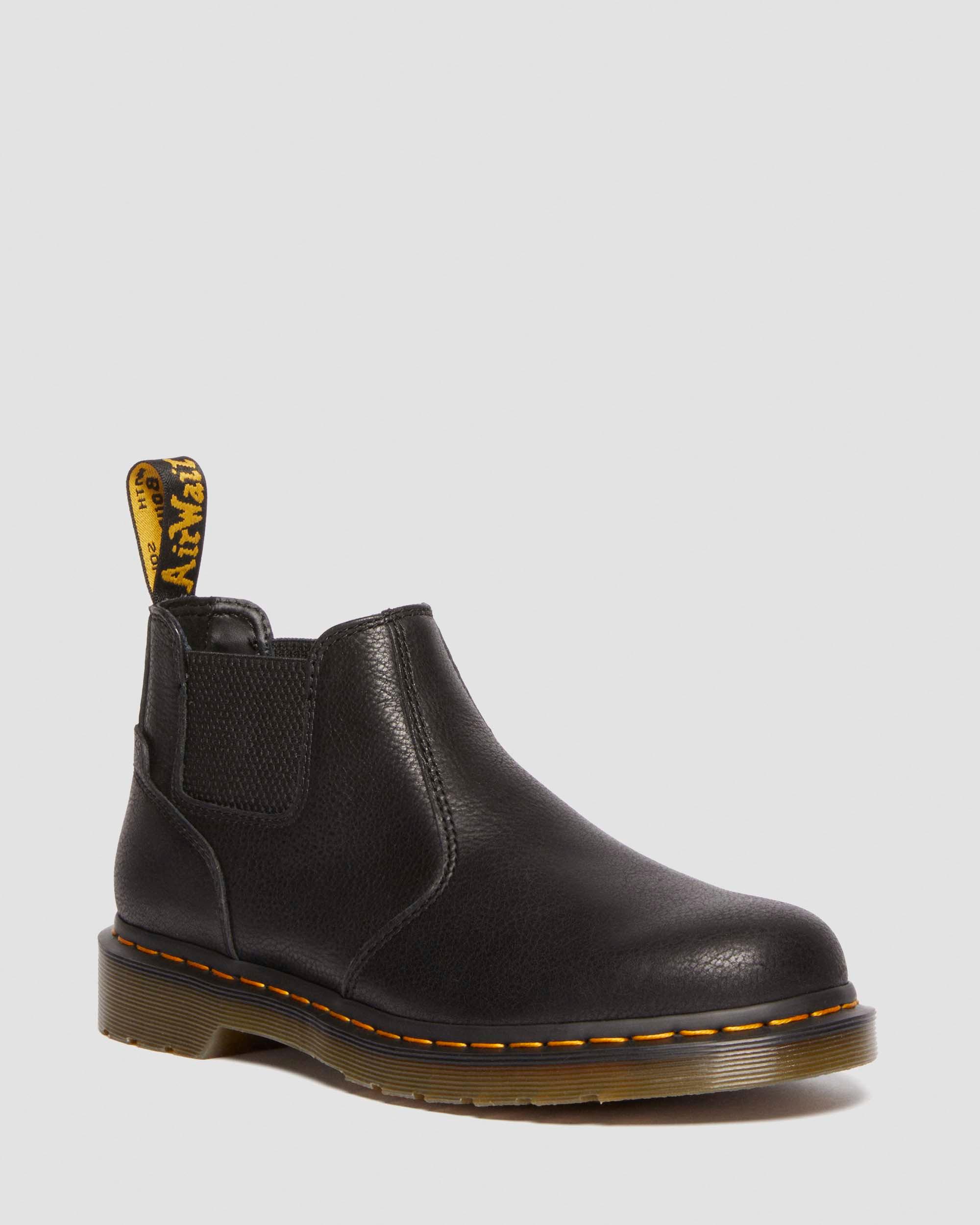 2976 Lo Rogue Leather Chelsea Boots in Black