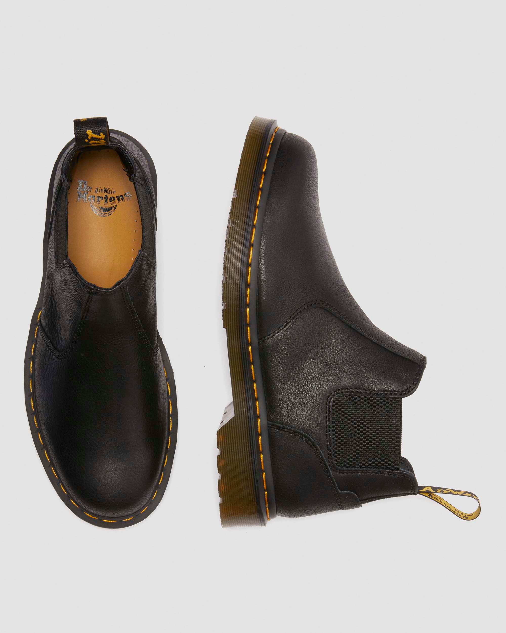 2976 Lo Ar Rogue Leather Chelsea Boots in Black