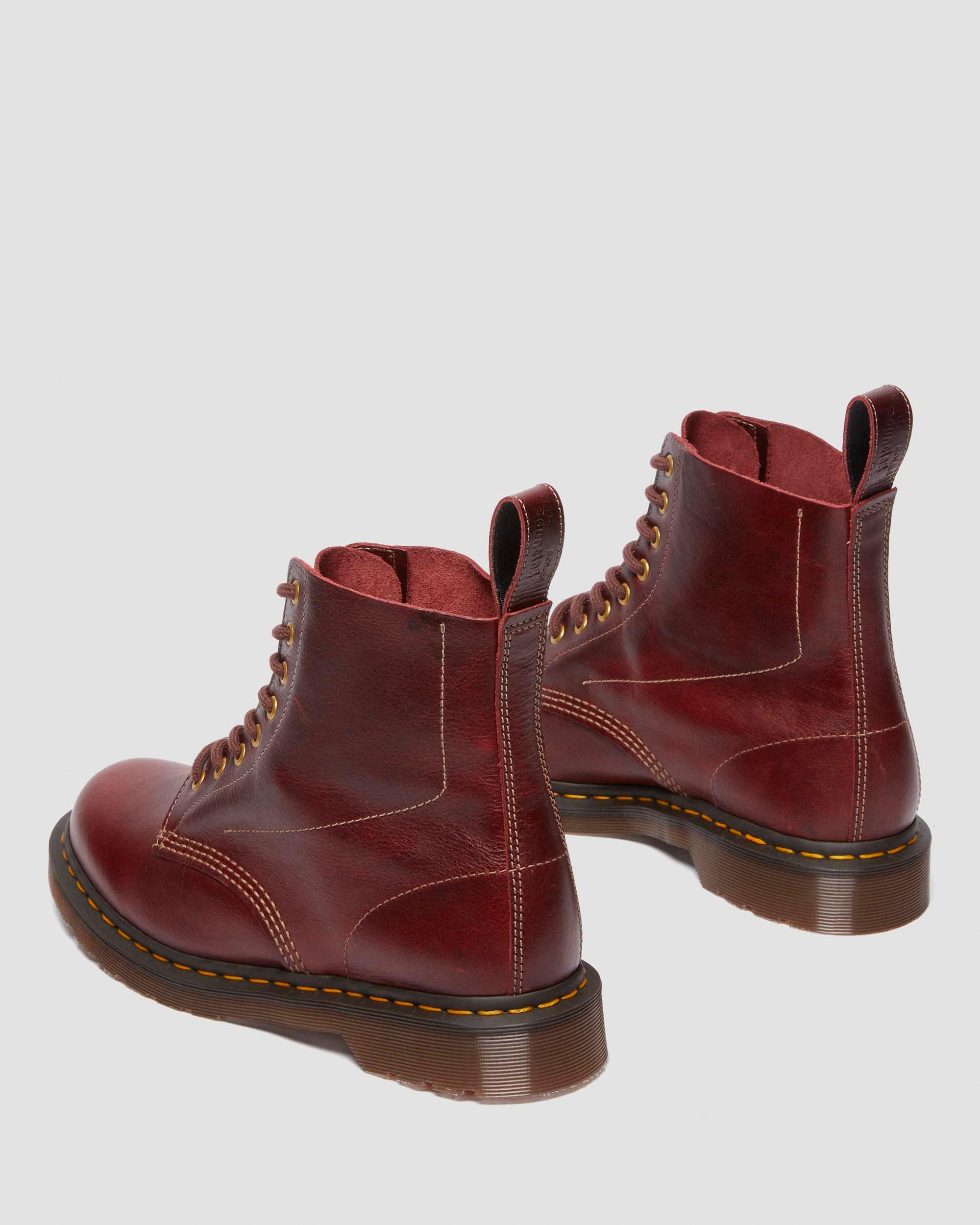 1460 Love Letter leather Boots in Burgundy | Dr. Martens