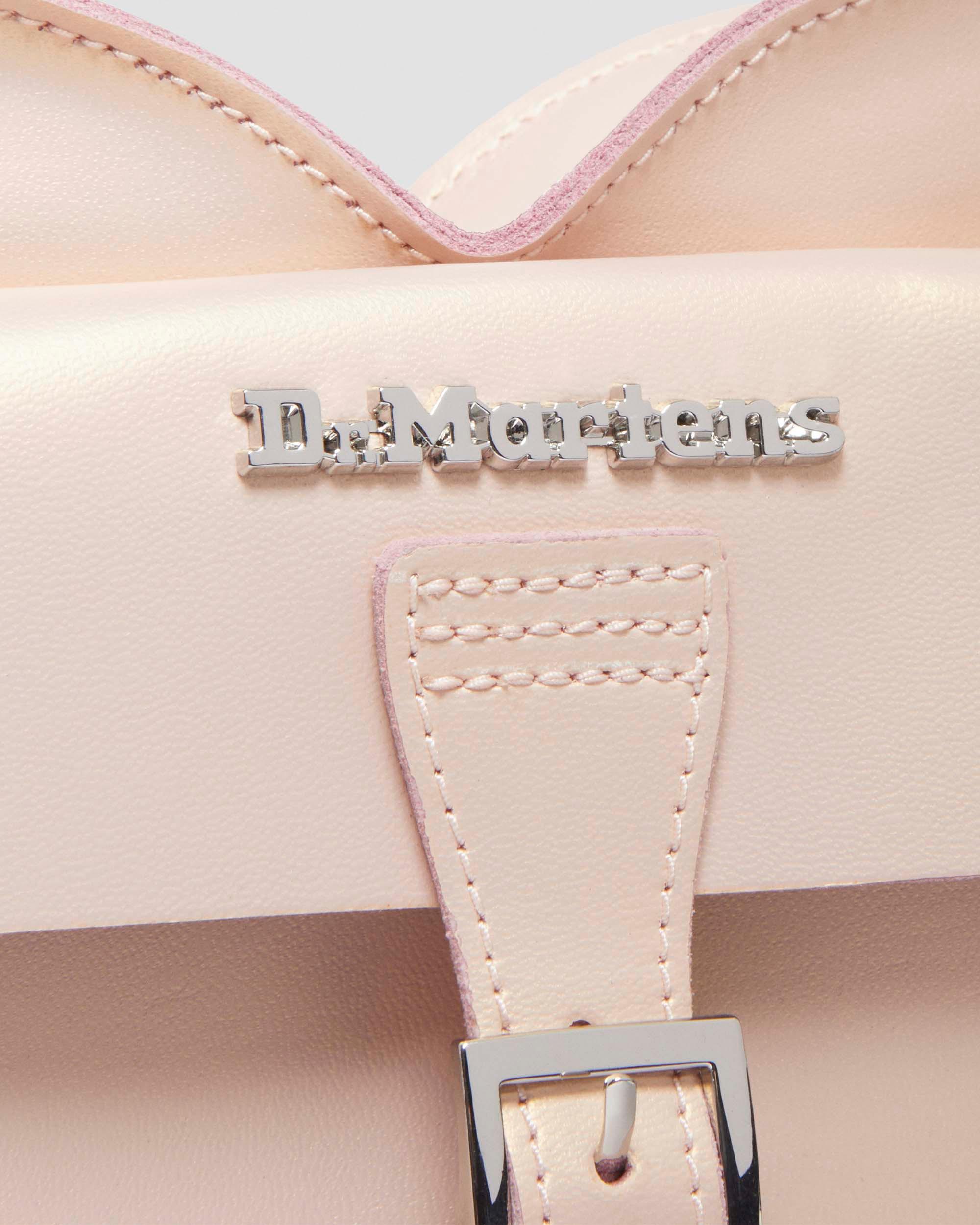 Dr Martens★LLIC SHIFT HEART BACKPACK★2WAY★POWDER PINK Metallic Shift Leather Heart Shaped Bag in Powder Pink | Dr