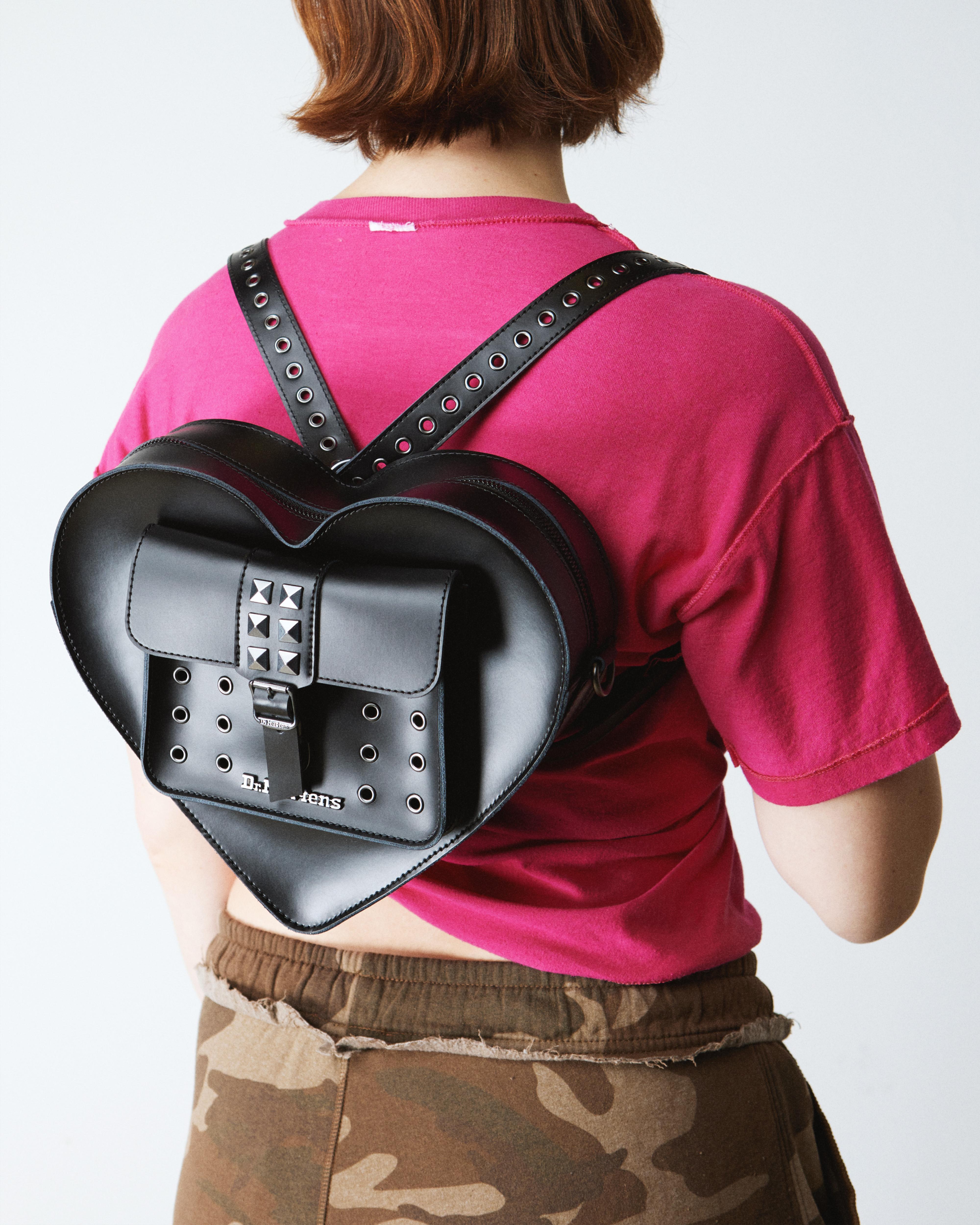 Kiev Leather Hardware Heart Shaped Bag