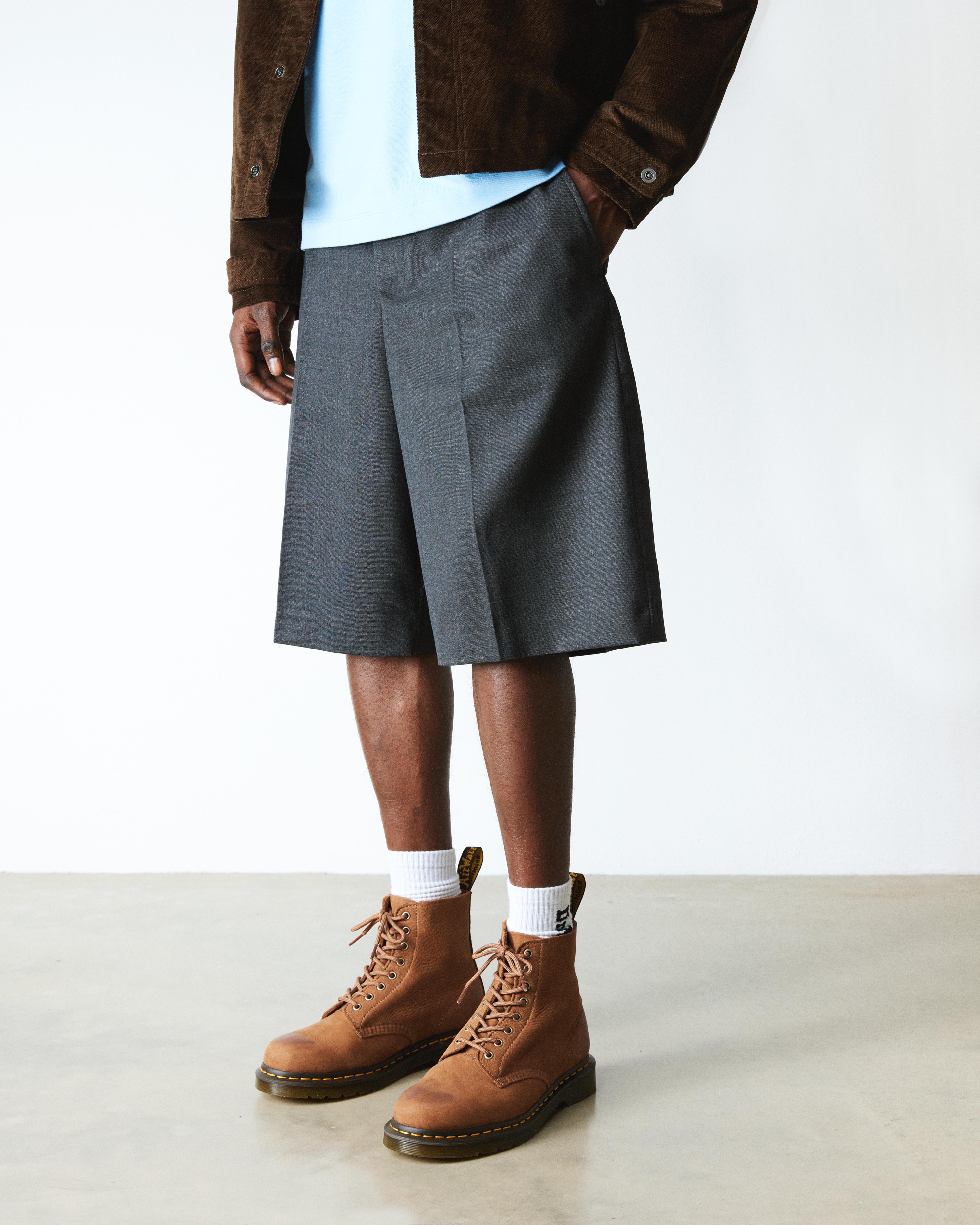 1460 Pascal Tumbled Nubuck boots in Desert Brown