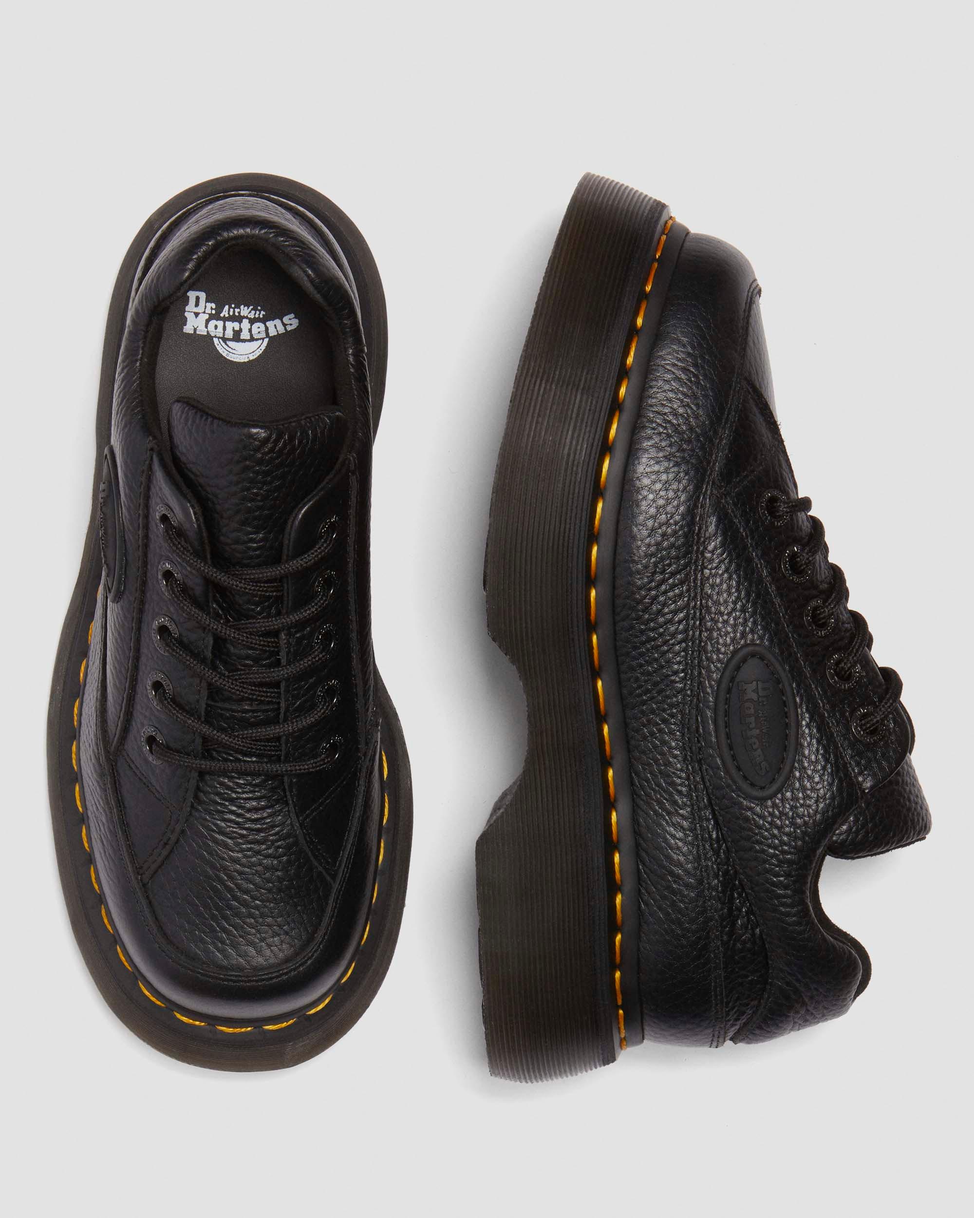 Buzz getrommeld nappaleren schoenen met vijf veterogen in Zwart