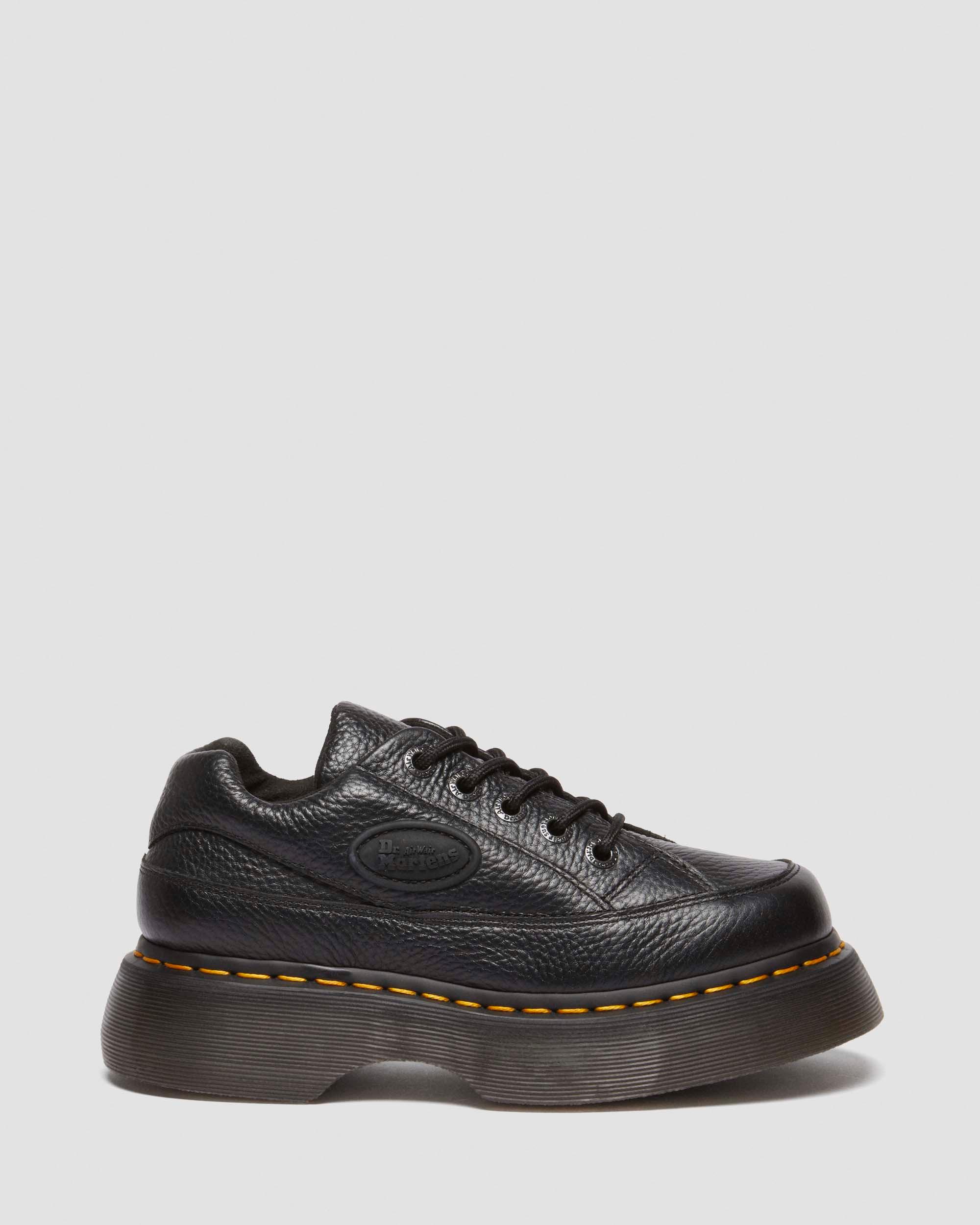Buzz getrommeld nappaleren schoenen met vijf veterogen in Zwart