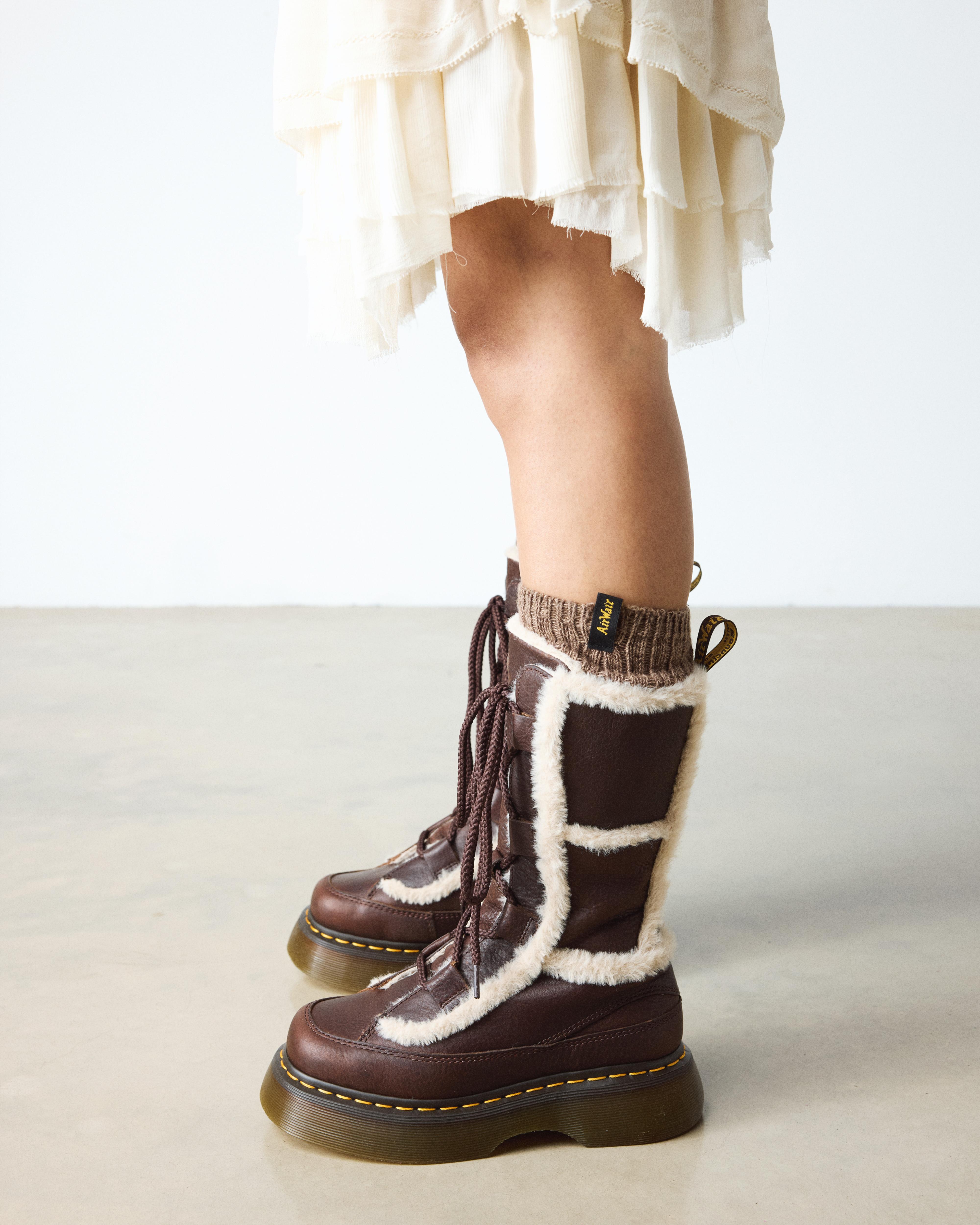 Buzz Lace Up-støvler med imiteret pelsforing og Grizzly-læder in Mørkebrun