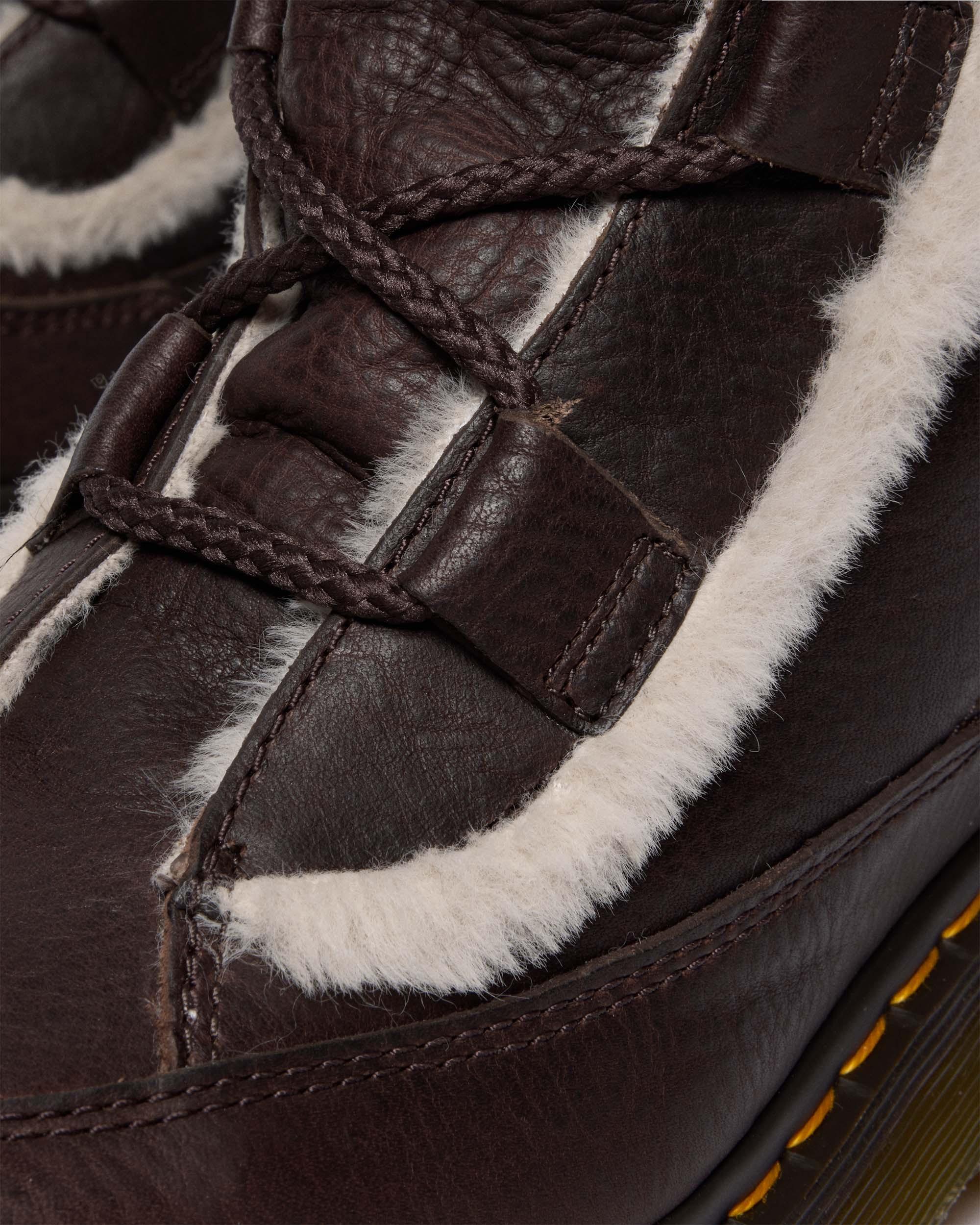 Buzz Lace Up-støvler med imiteret pelsforing og Grizzly-læder in Mørkebrun