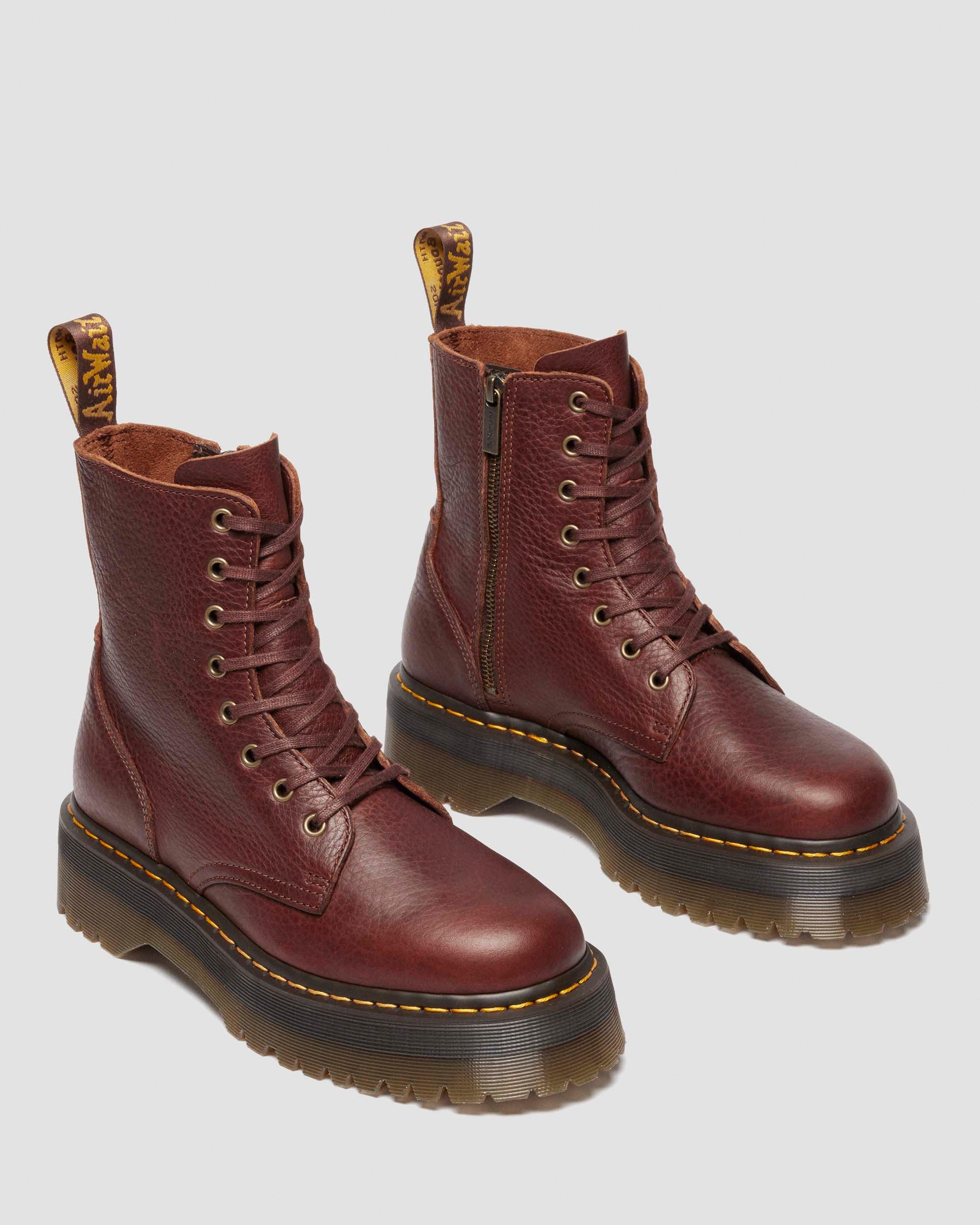 Dr.Martens ブーツ Jadon Ambassador Soft Leather Platorm Boots in CASHEW | Dr. Martens™