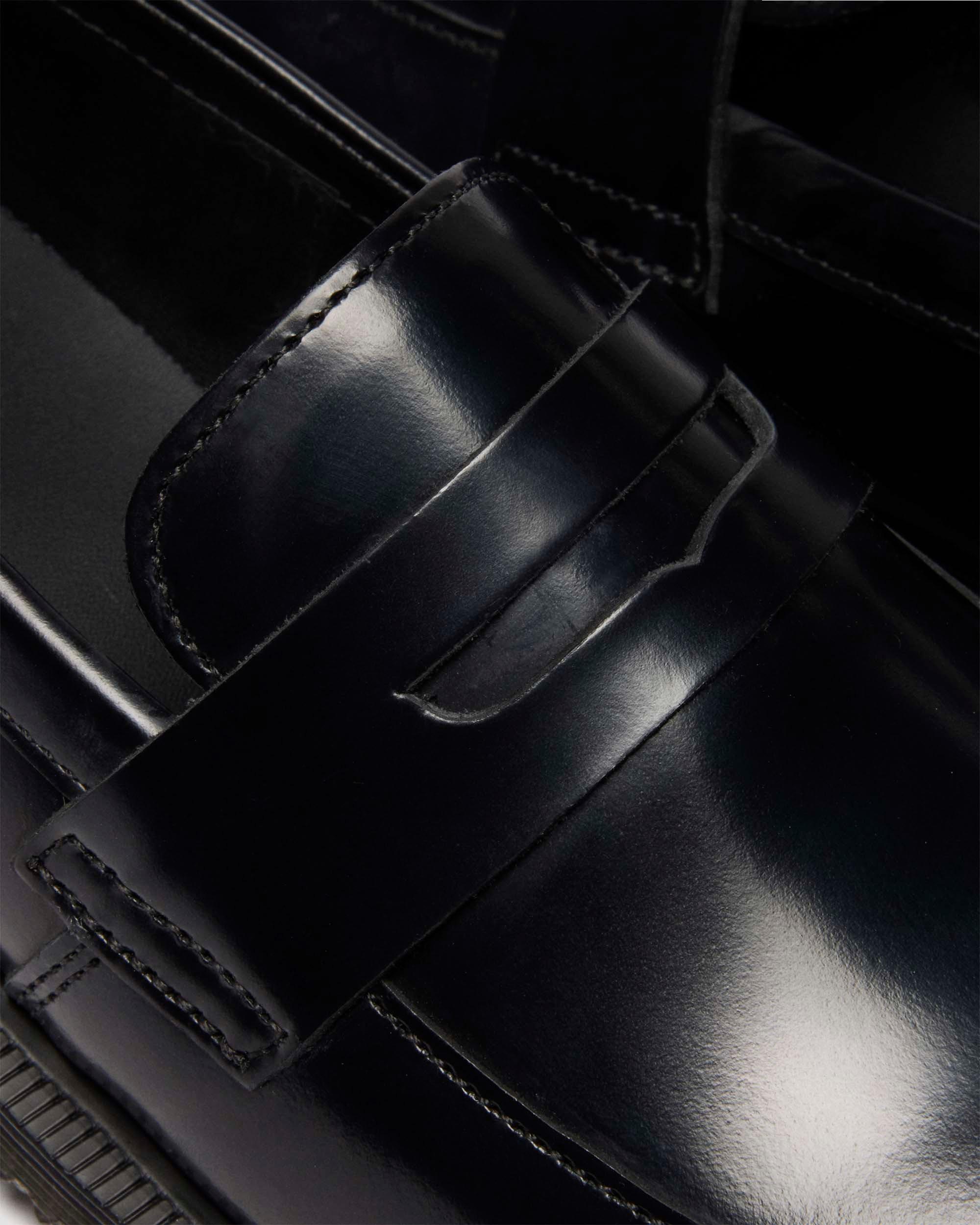 Temara Glattleder Loafer in Schwarz