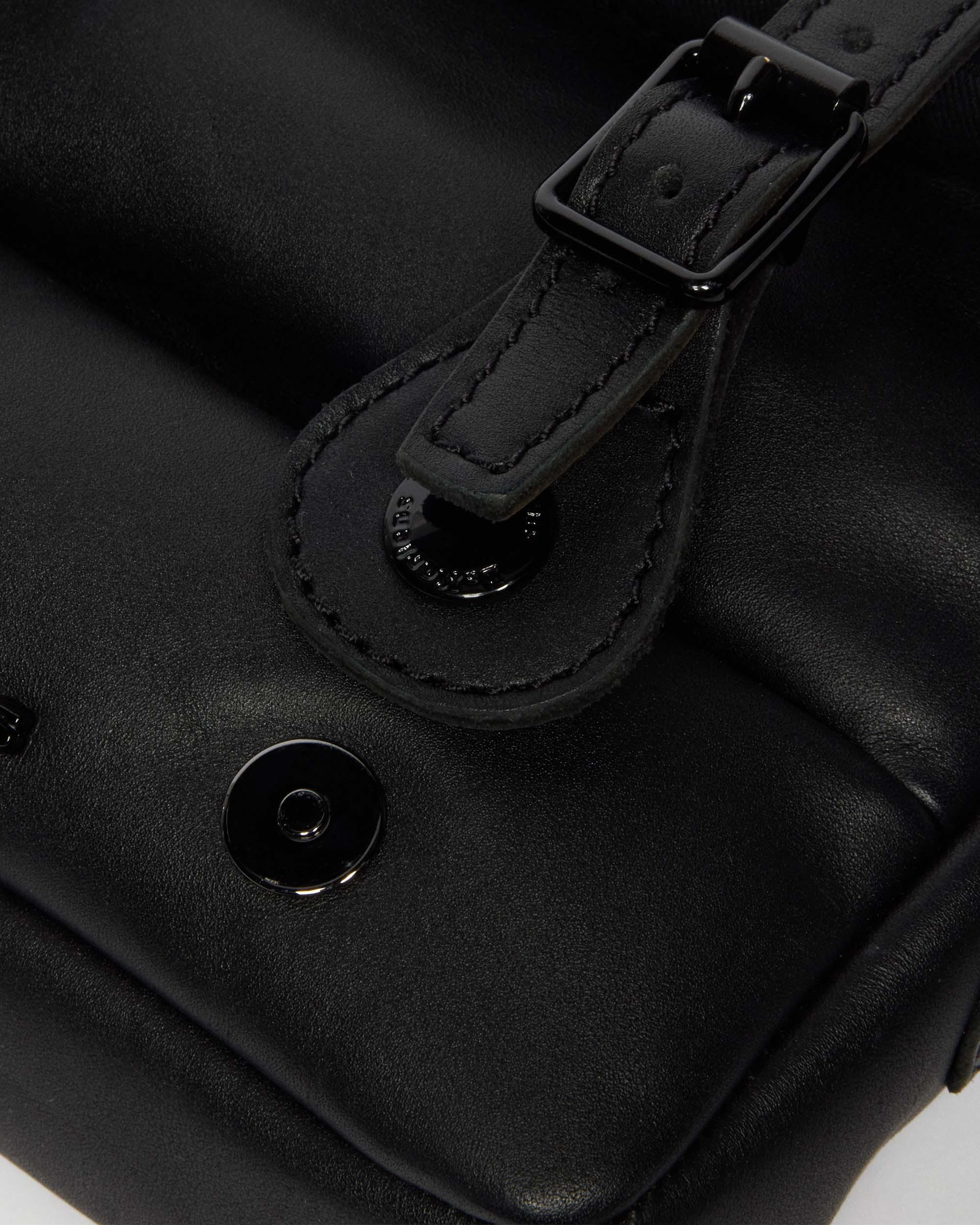 DR MARTENS 7 INCH PADDED LEATHER SATCHEL