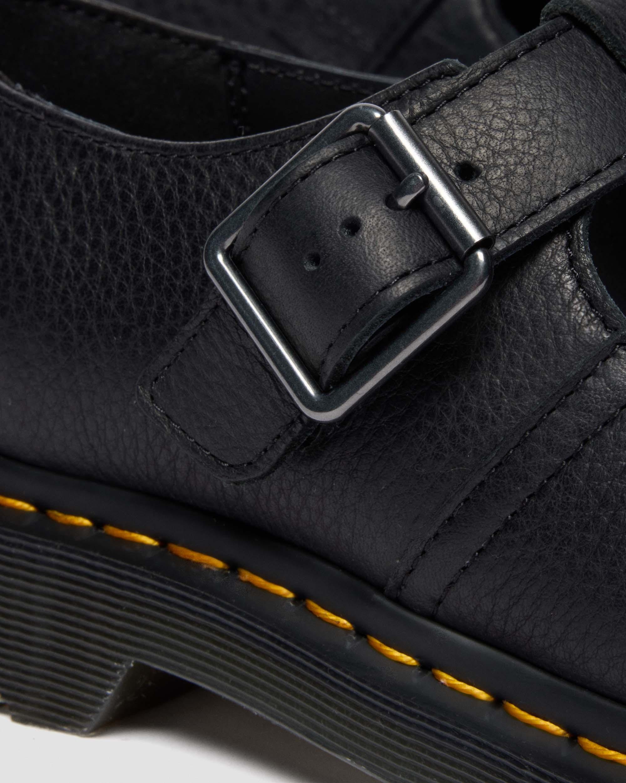 POLLEY in BLACK | Dr. Martens™
