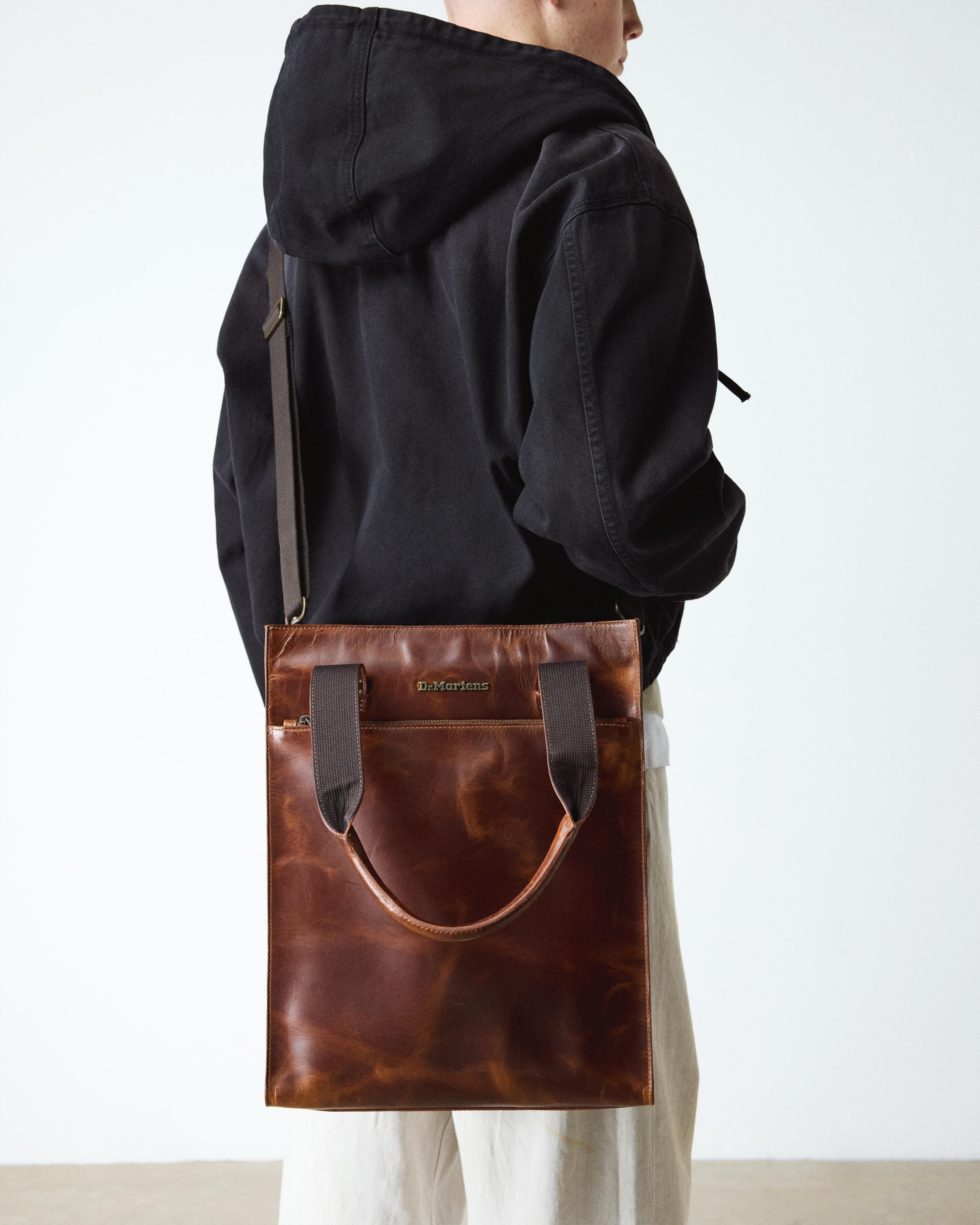 LEATHER TOTE BAG in AMBER TAN