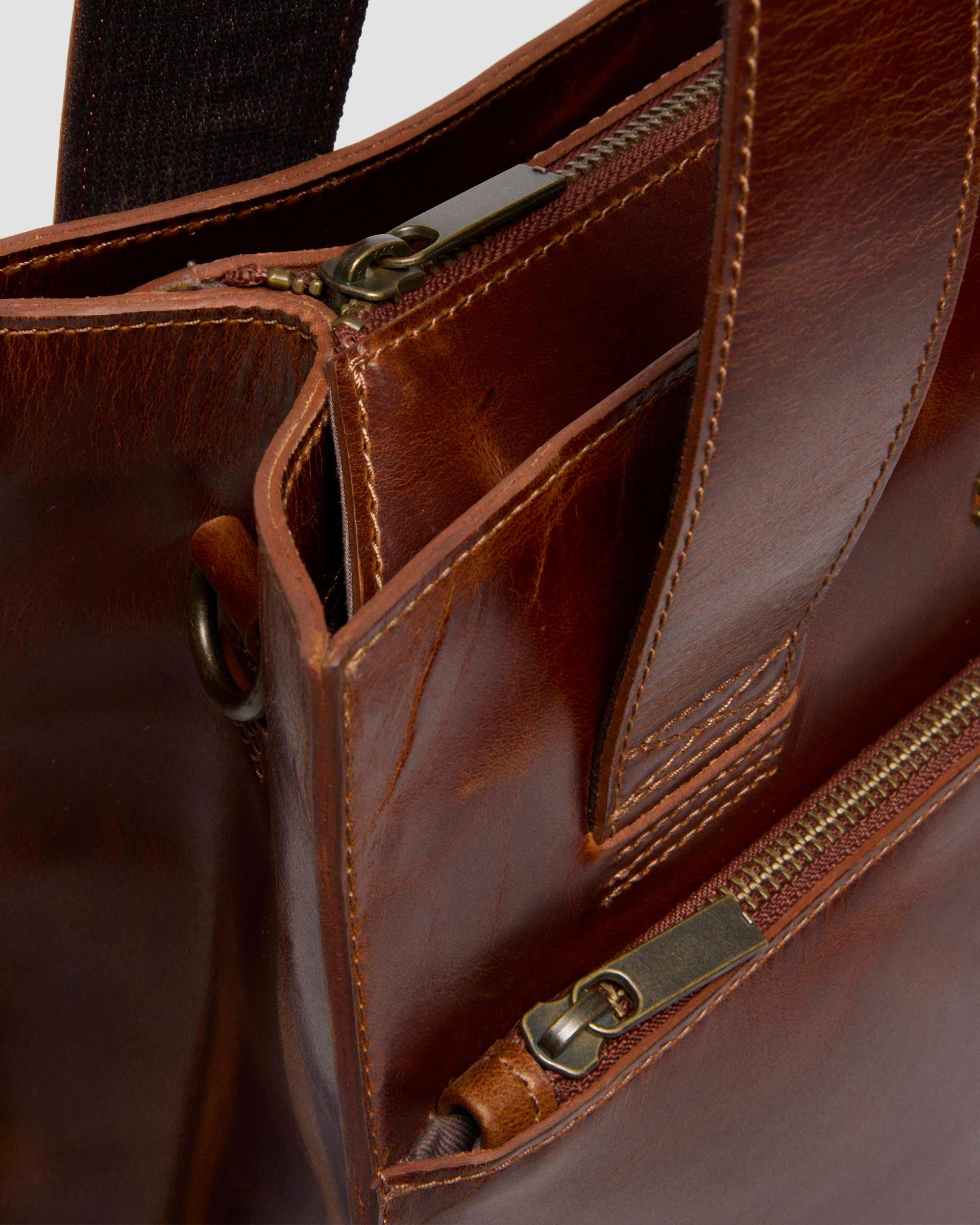 LEATHER TOTE BAG in AMBER TAN