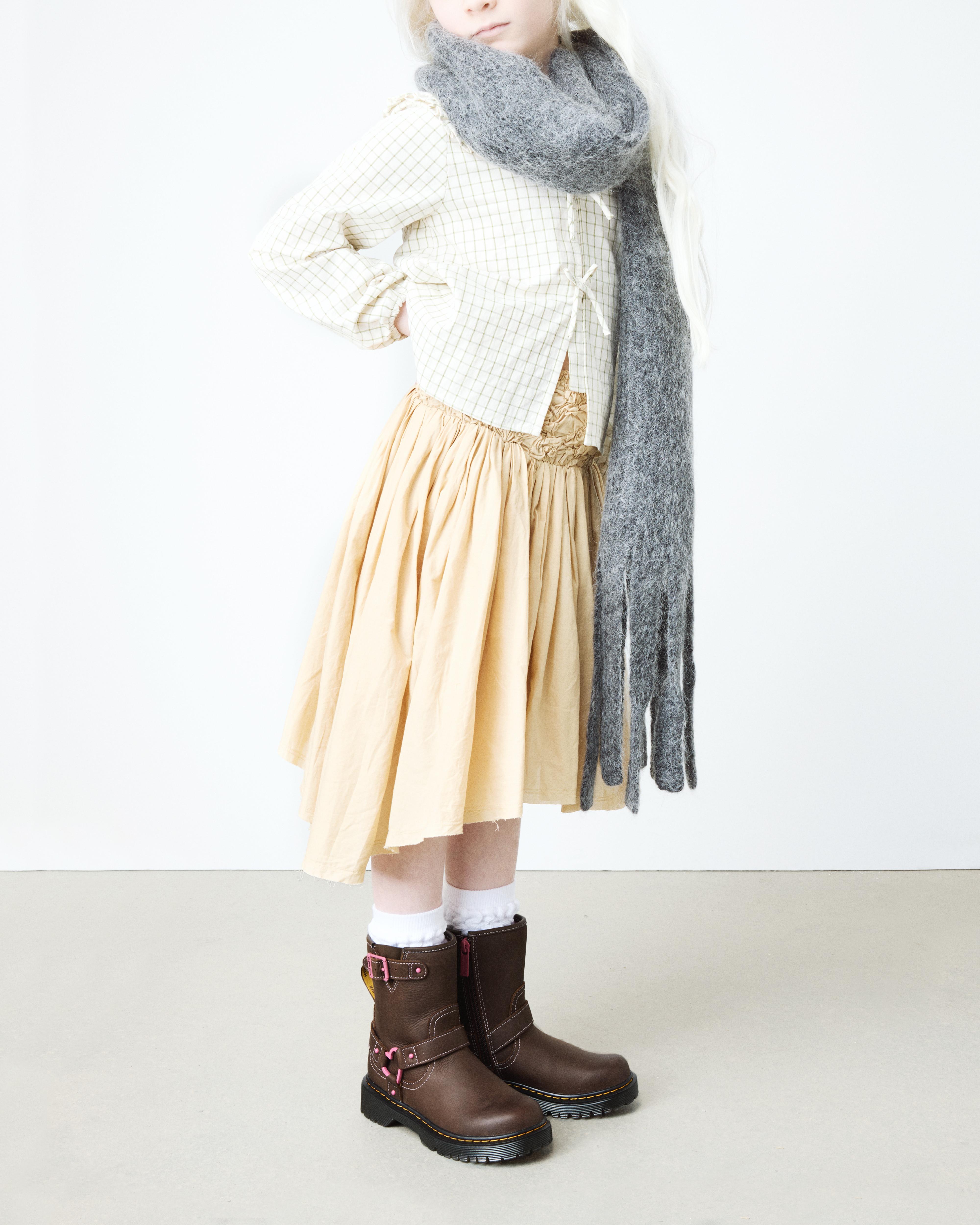 Genaya Junior in Dark Brown