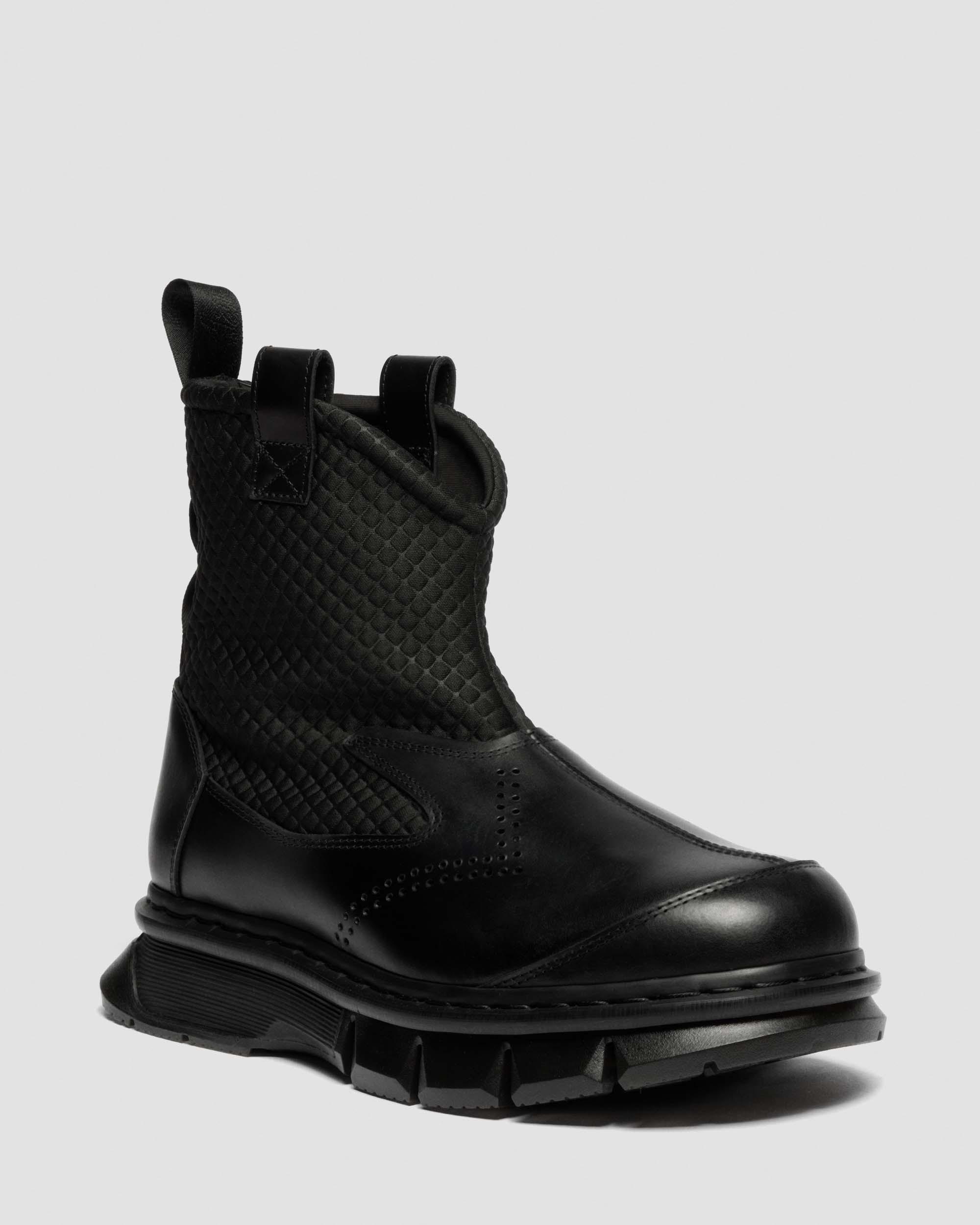 QUBIST Rigger Boots in Black | Dr. Martens
