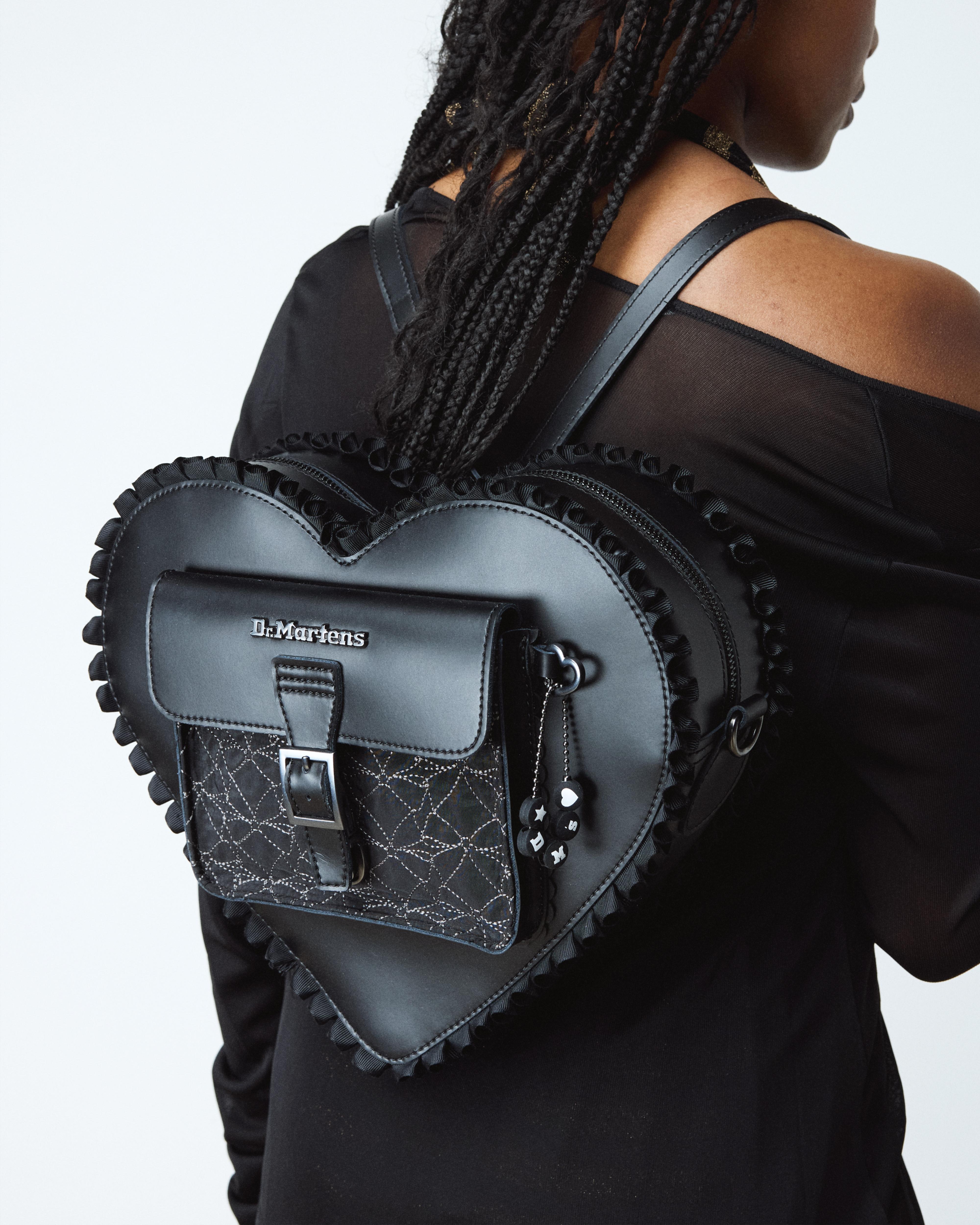 DR MARTENS HEART BACKPACK