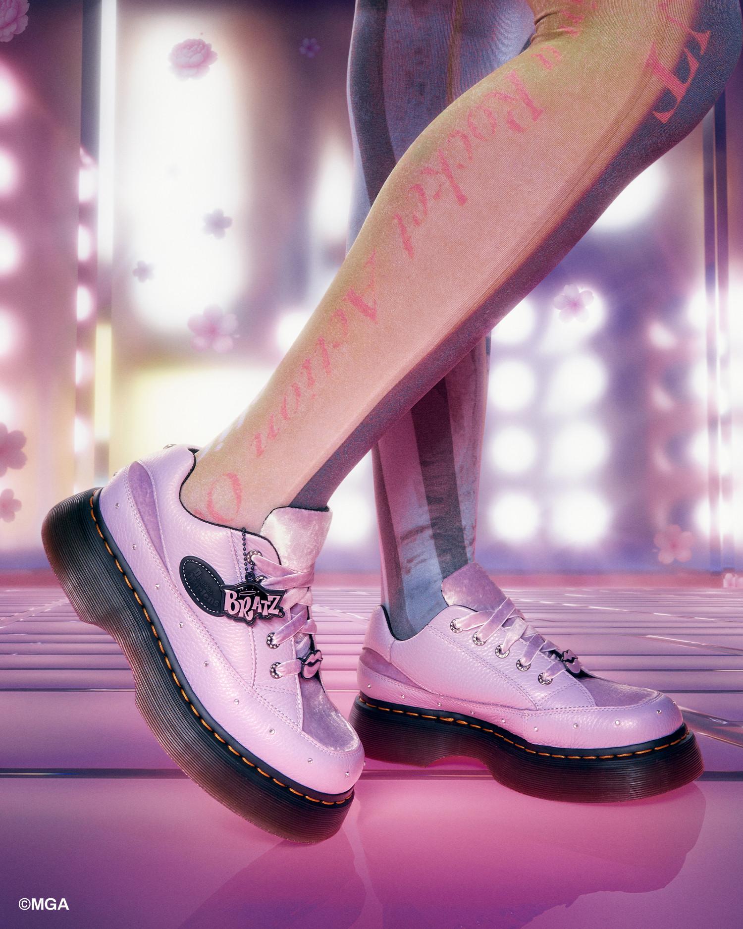 【ユニセックス】Dr. Martens 1460 Tate Decal ブーツ 1460 Tate 'Decalcomania' Backhand Leather Lace Up Boots in