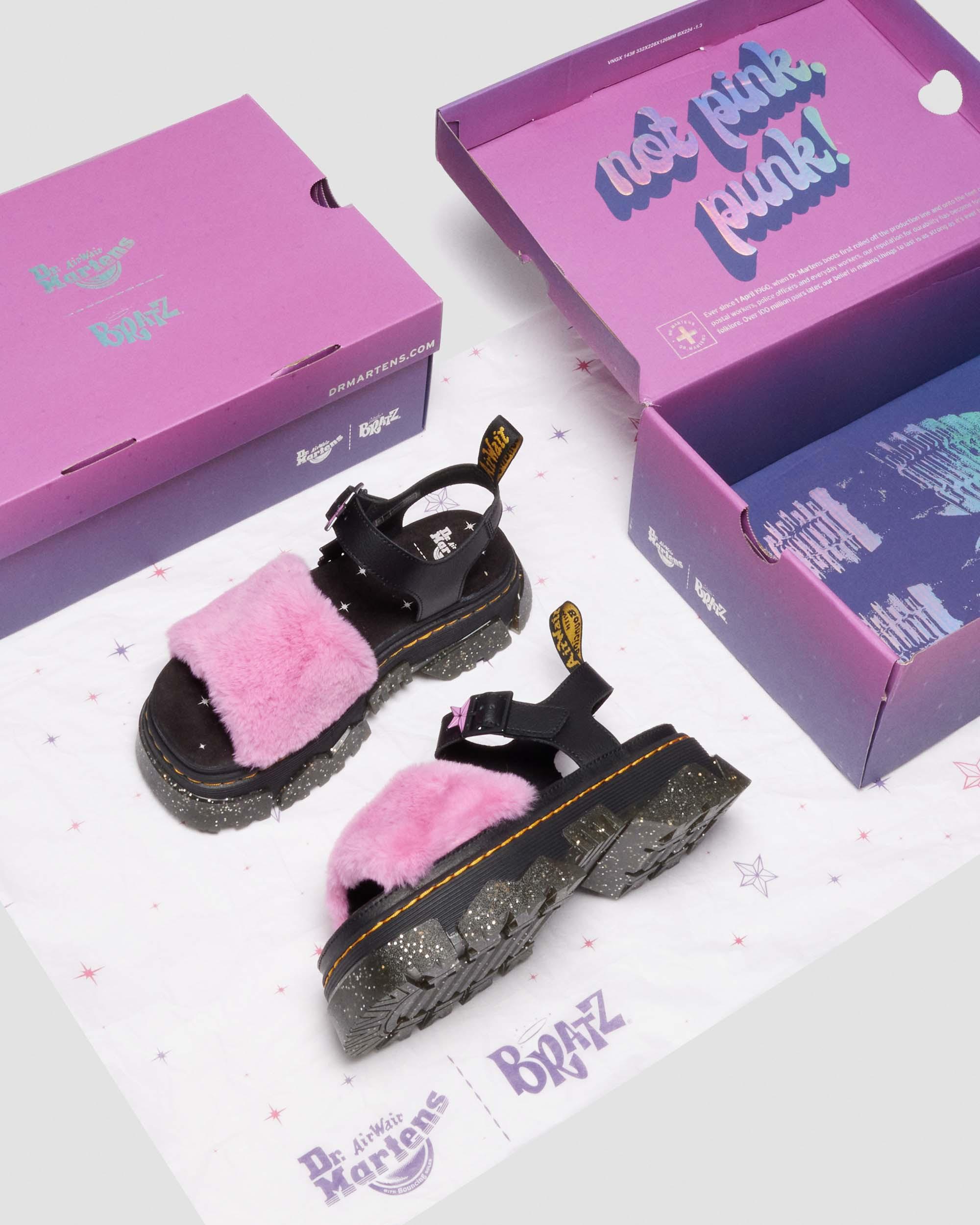 MATTISON STRAP BRATZ in Bratz Pink+Black