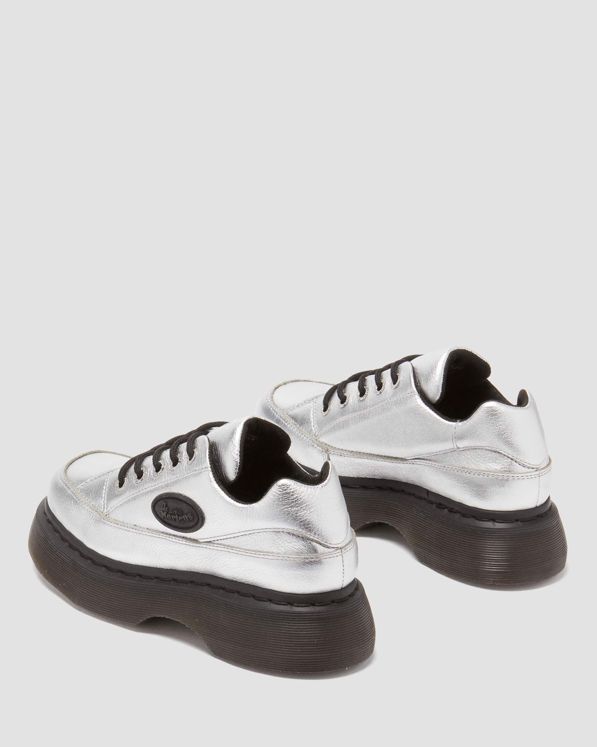 Buzz Metalic leren schoenen met vijf veterogen in Zilver