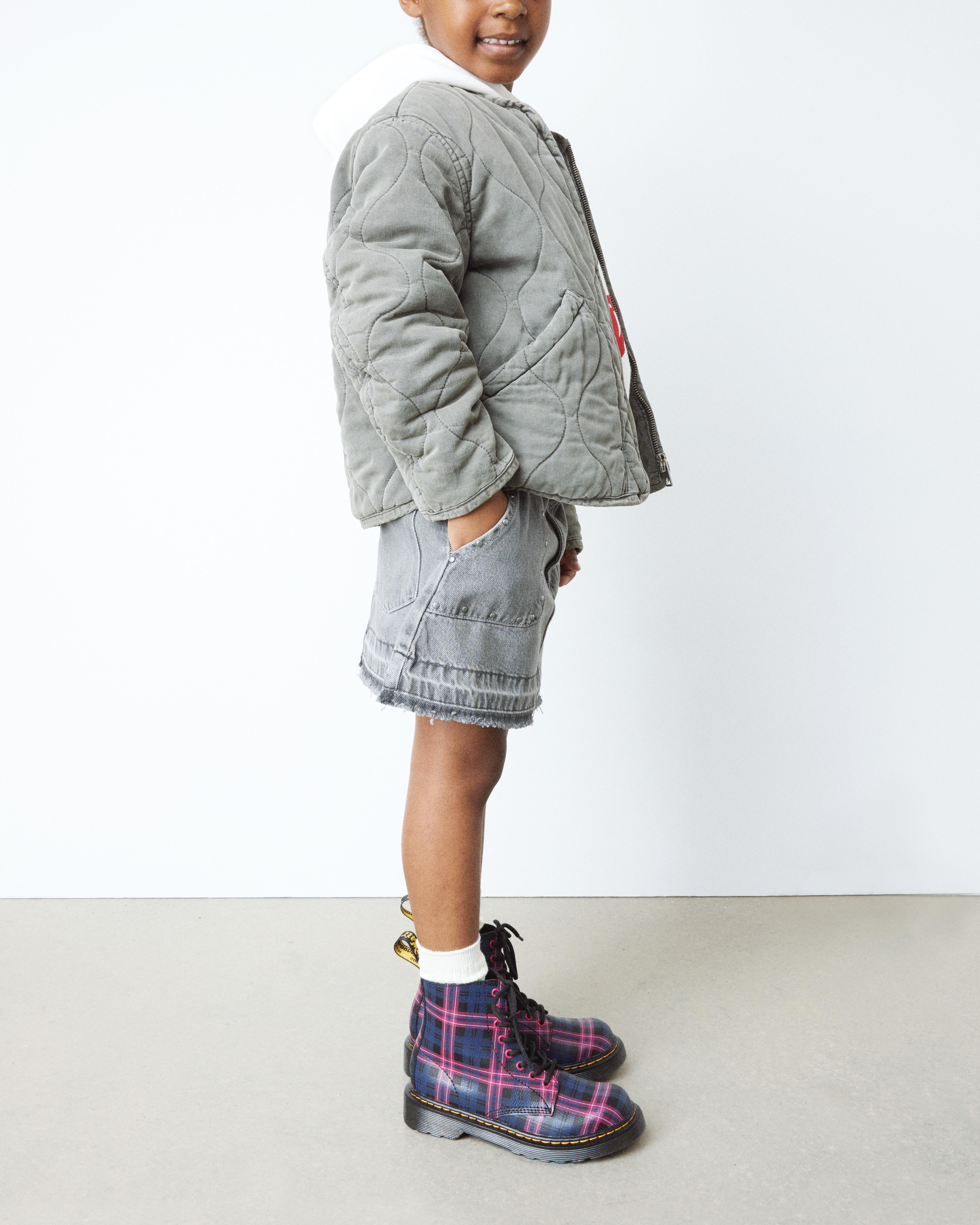 1460 PASCAL J in BLACK+MULTI