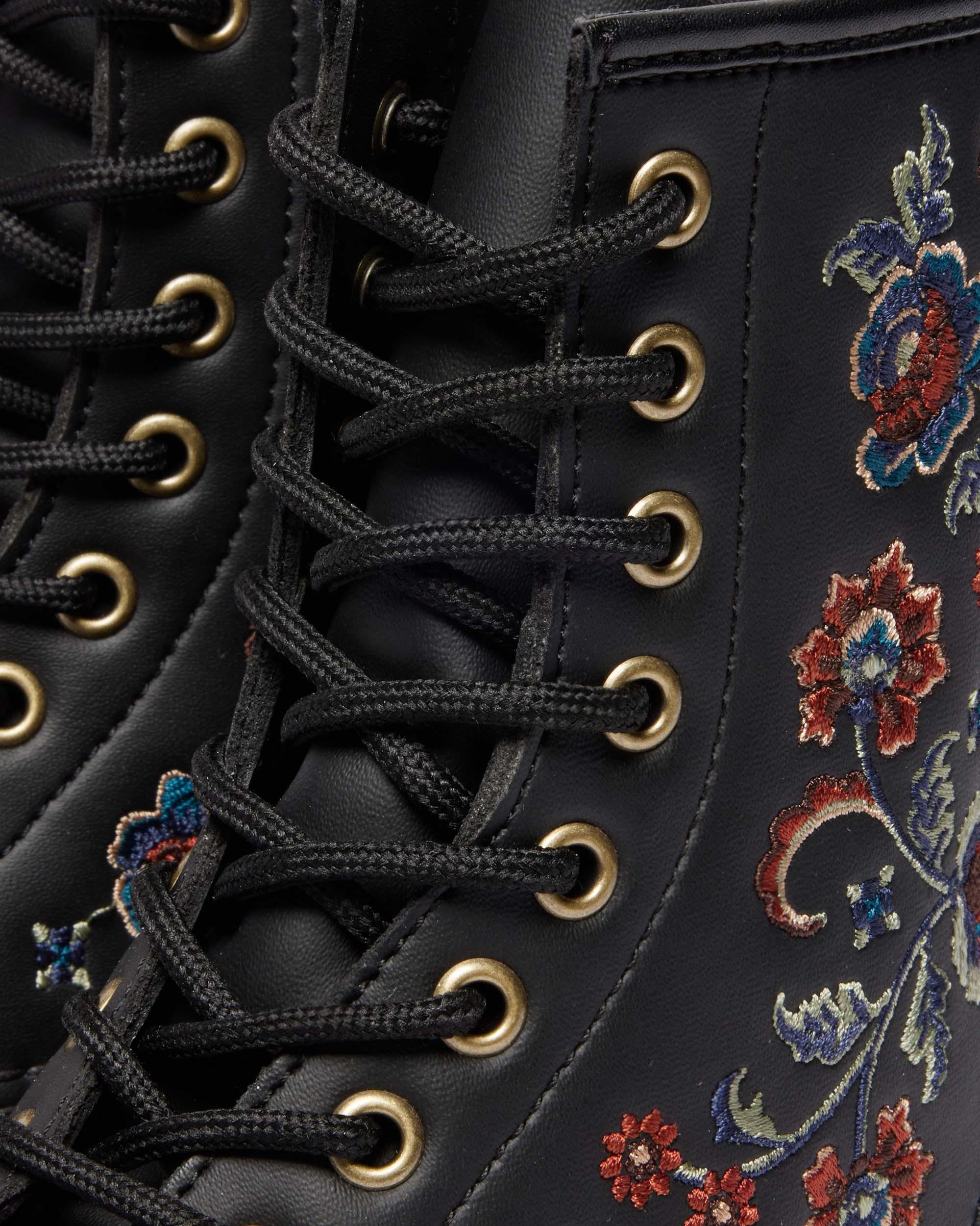 Dr. Martens 1460 Vonda Tf In Black