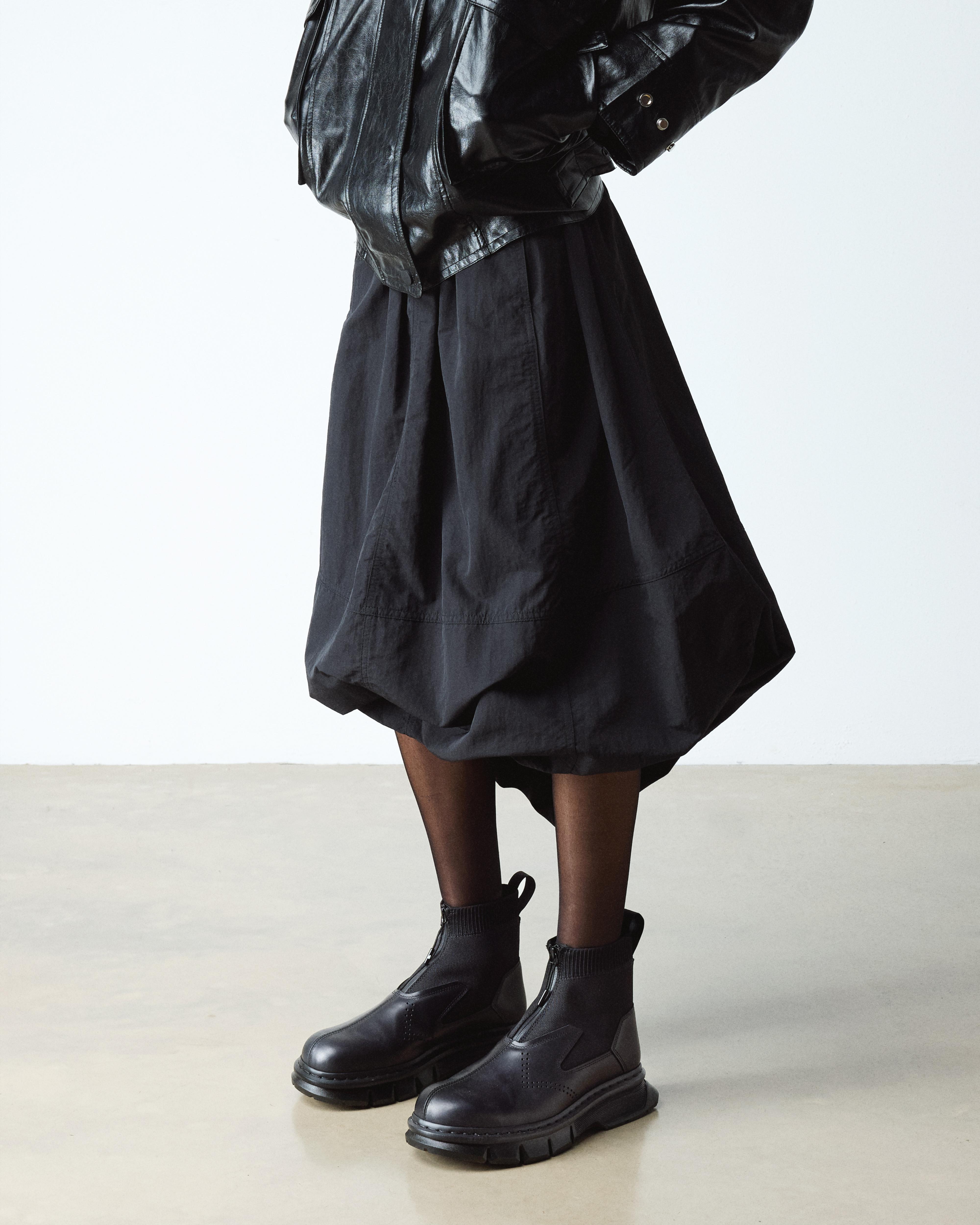 14XX Qubist Zip Boot in Black | Dr. Martens
