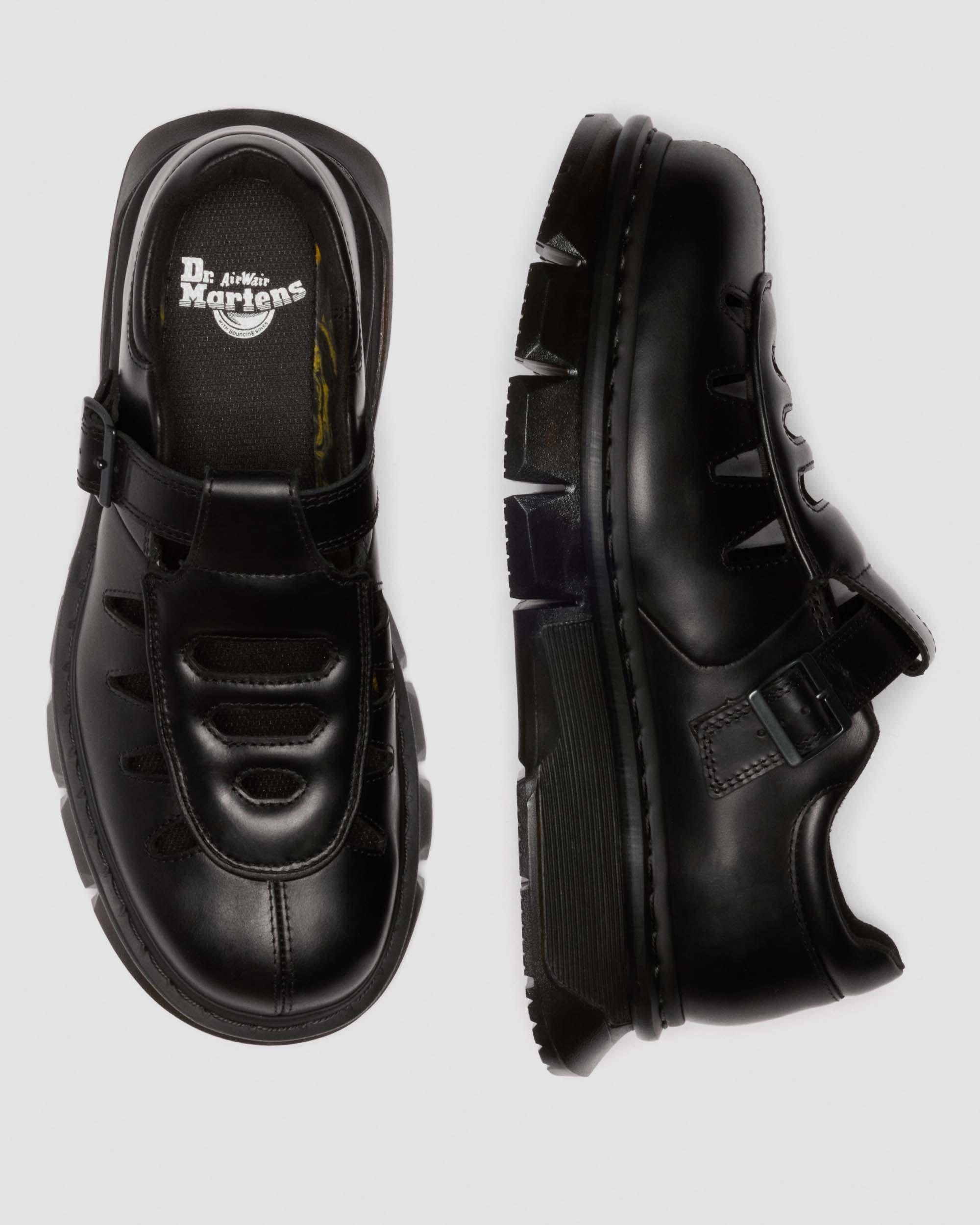 QUBIST Fisherman Shoes in Black