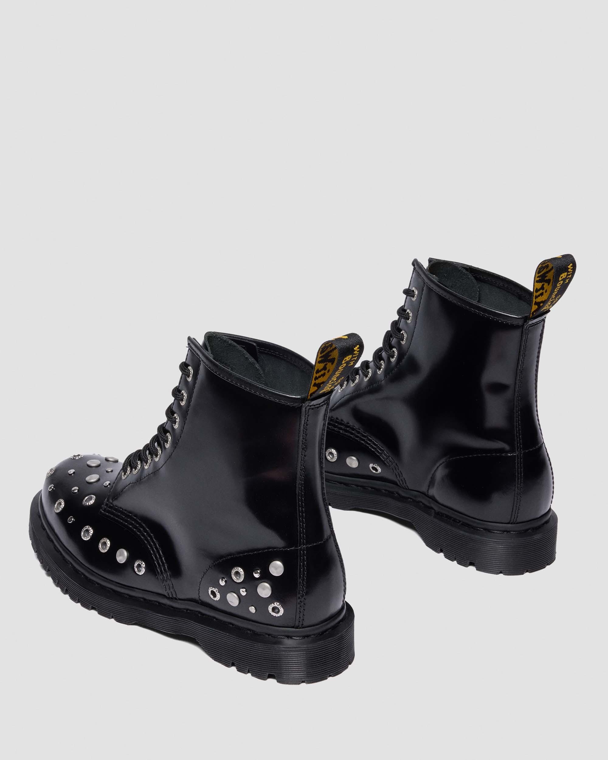 1460 Studded Buttero Leather Boots in Noir