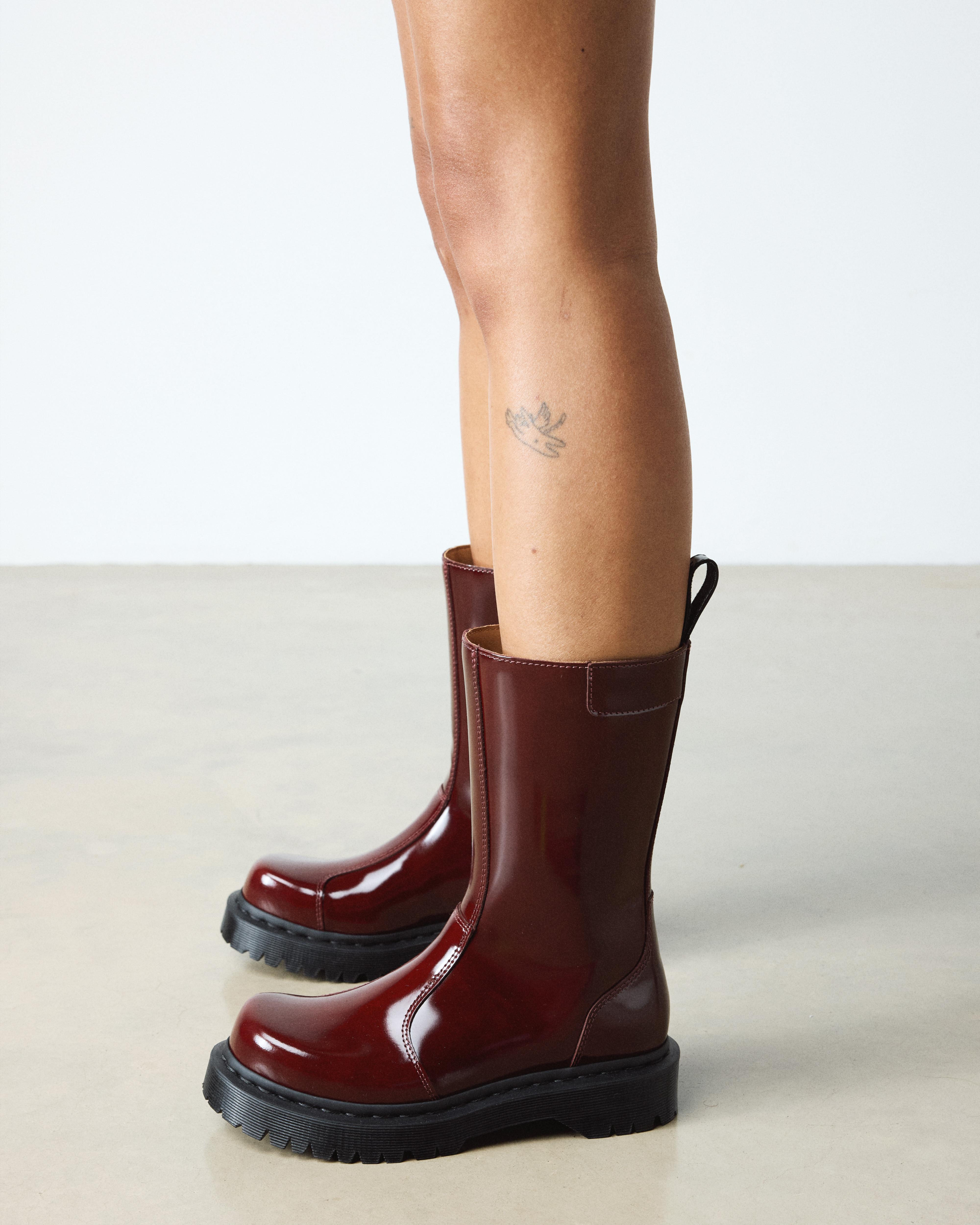 Botas Rejena de piel Laquered product image