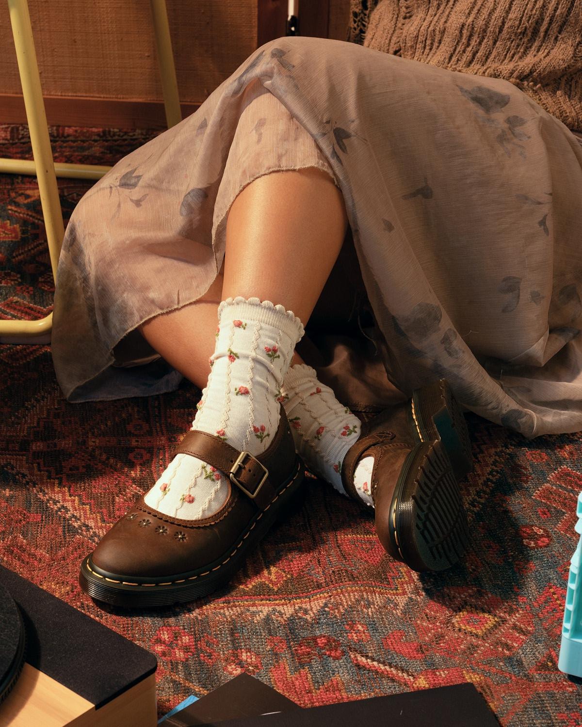 Mary Jane Flower Crazy Horse Leather Shoes in Dark Brown | Dr. Martens